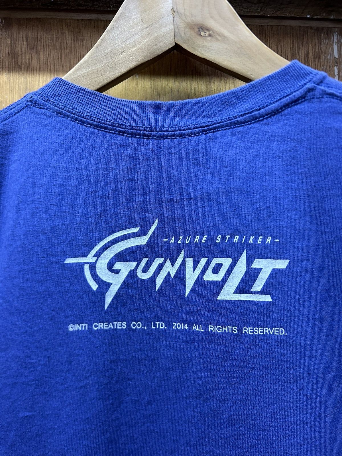 Japanese Brand × Nintendo × Playstation Vintage 2000s Azure Striker Gunvolt Game Tee Size US S / EU 44-46 / 1 - 4 Thumbnail
