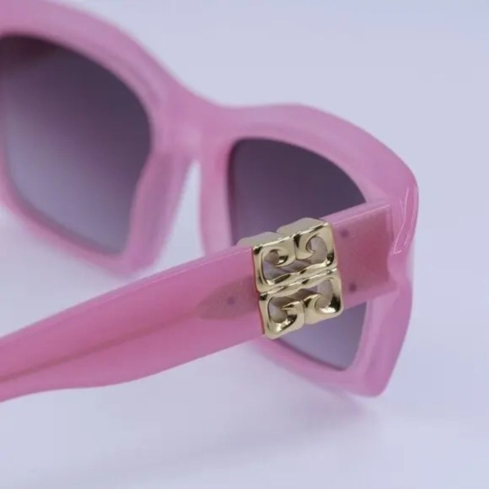 Givenchy New! Givenchy Pink Sunglasses with Gold Accent, GV40103I 72Z Size ONE SIZE - 8 Thumbnail