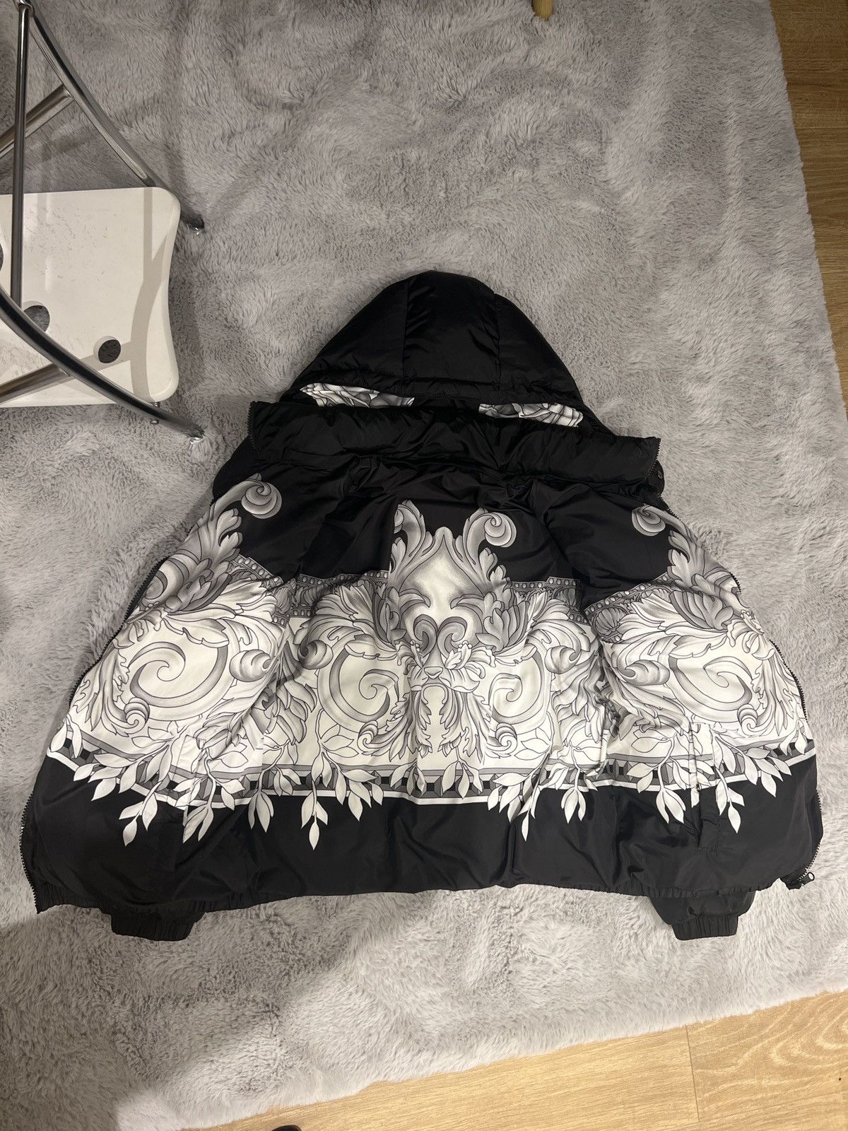 Versace Versace Medusa Barocco Gray Black Reversible Down Puffer Size US M / EU 48-50 / 2 - 2 Thumbnail