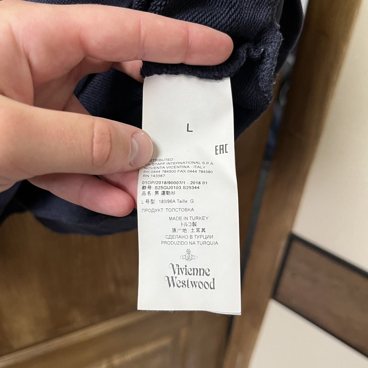 Vivienne Westwood Vintage Vivienne Westwood Sweatshirt Logo Basic Size US L / EU 52-54 / 3 - 5 Thumbnail