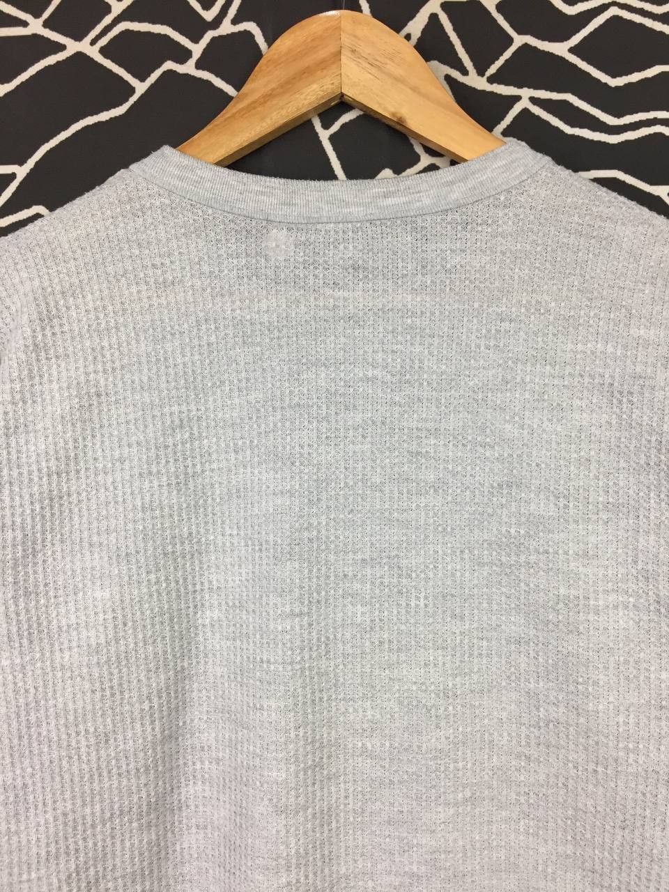 Vintage Vtg Hanes Waffle Knit Thermal Long Sleeve Henley Tee Size US S / EU 44-46 / 1 - 6 Thumbnail
