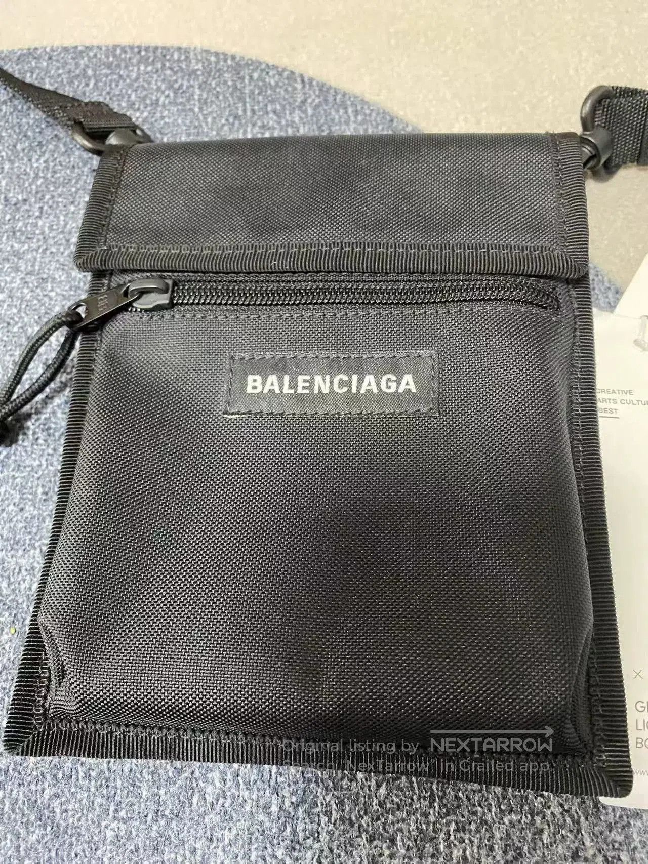 Balenciaga balenciaga adjustable shoulder crossbody bag. Size ONE SIZE - 3 Thumbnail