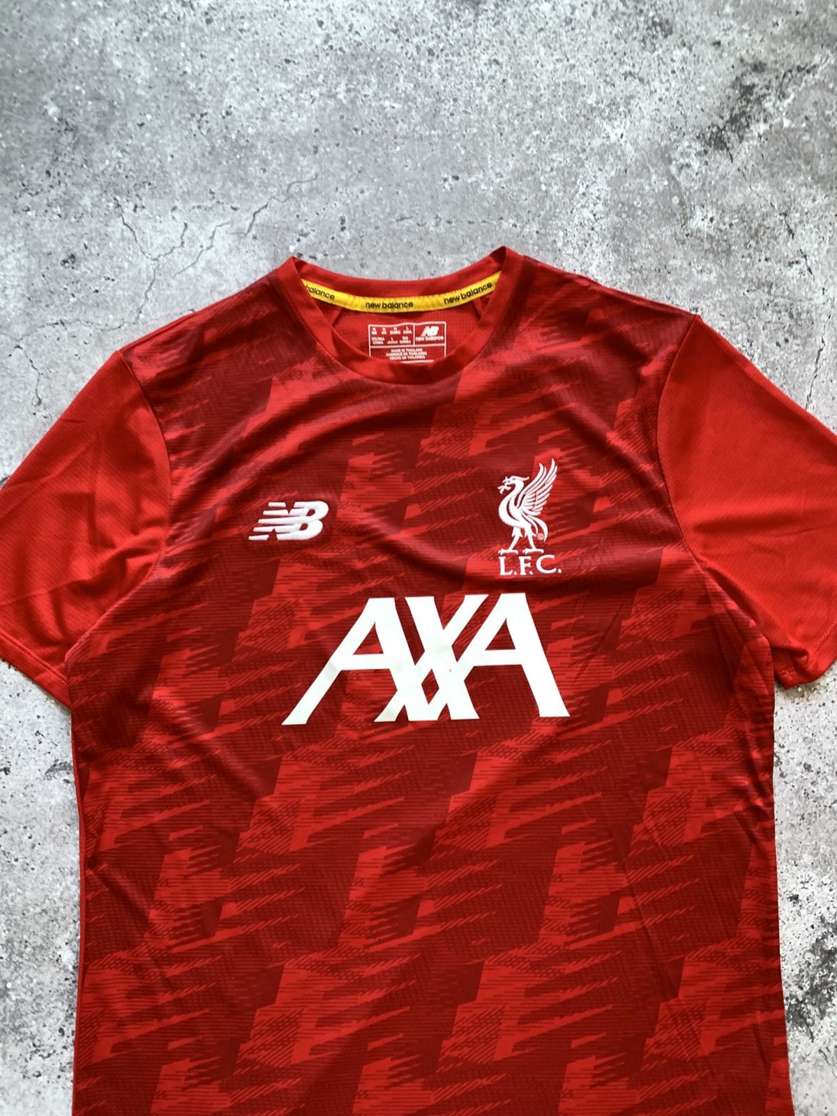 New Balance 🔥NEW BALANCE LIVERPOOL TRAINING SOCCER FOOTBALL JERSEY Size US M / EU 48-50 / 2 - 4 Thumbnail