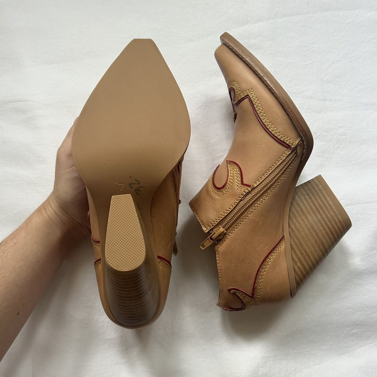 Jeffrey Campbell Jeffrey Campbell Milot Ankle Boot Size US 7 / IT 37 - 3 Thumbnail
