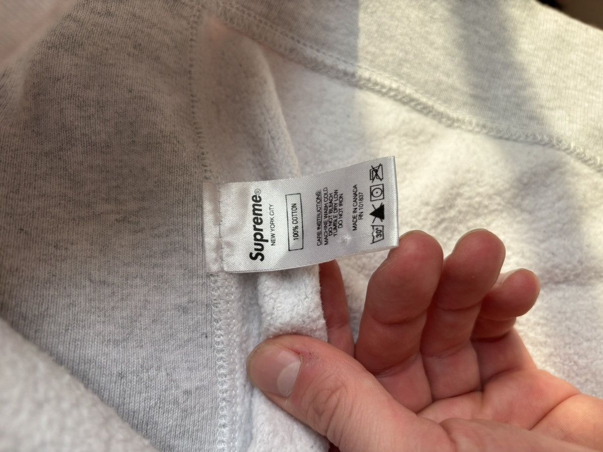 Supreme Supreme SS19 Grey Apple Hoodie Size US M / EU 48-50 / 2 - 5 Thumbnail