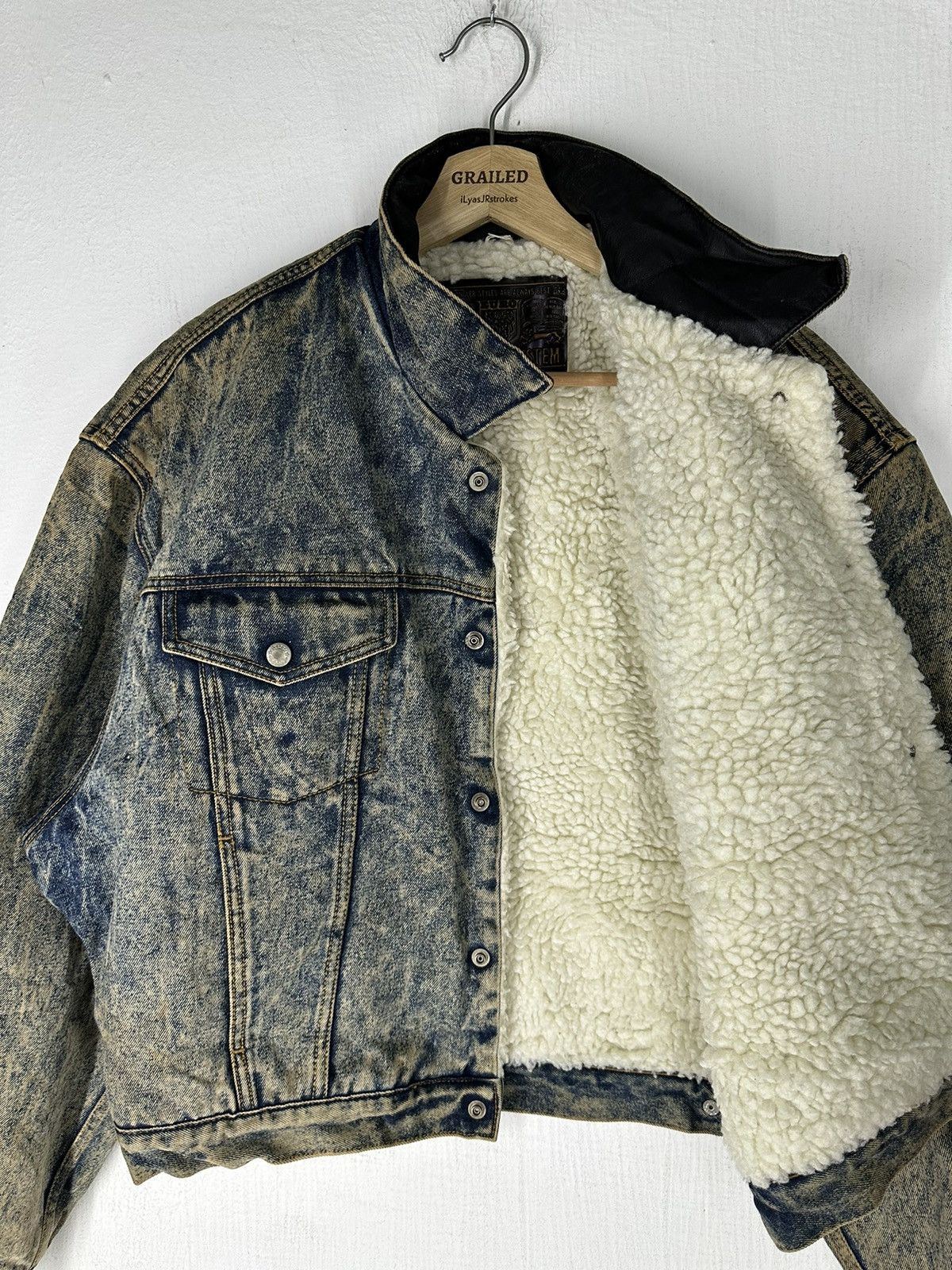 Wrangler Vintage Wrangler Euro Blue System Distred Denim Jacket Size US L / EU 52-54 / 3 - 9 Thumbnail