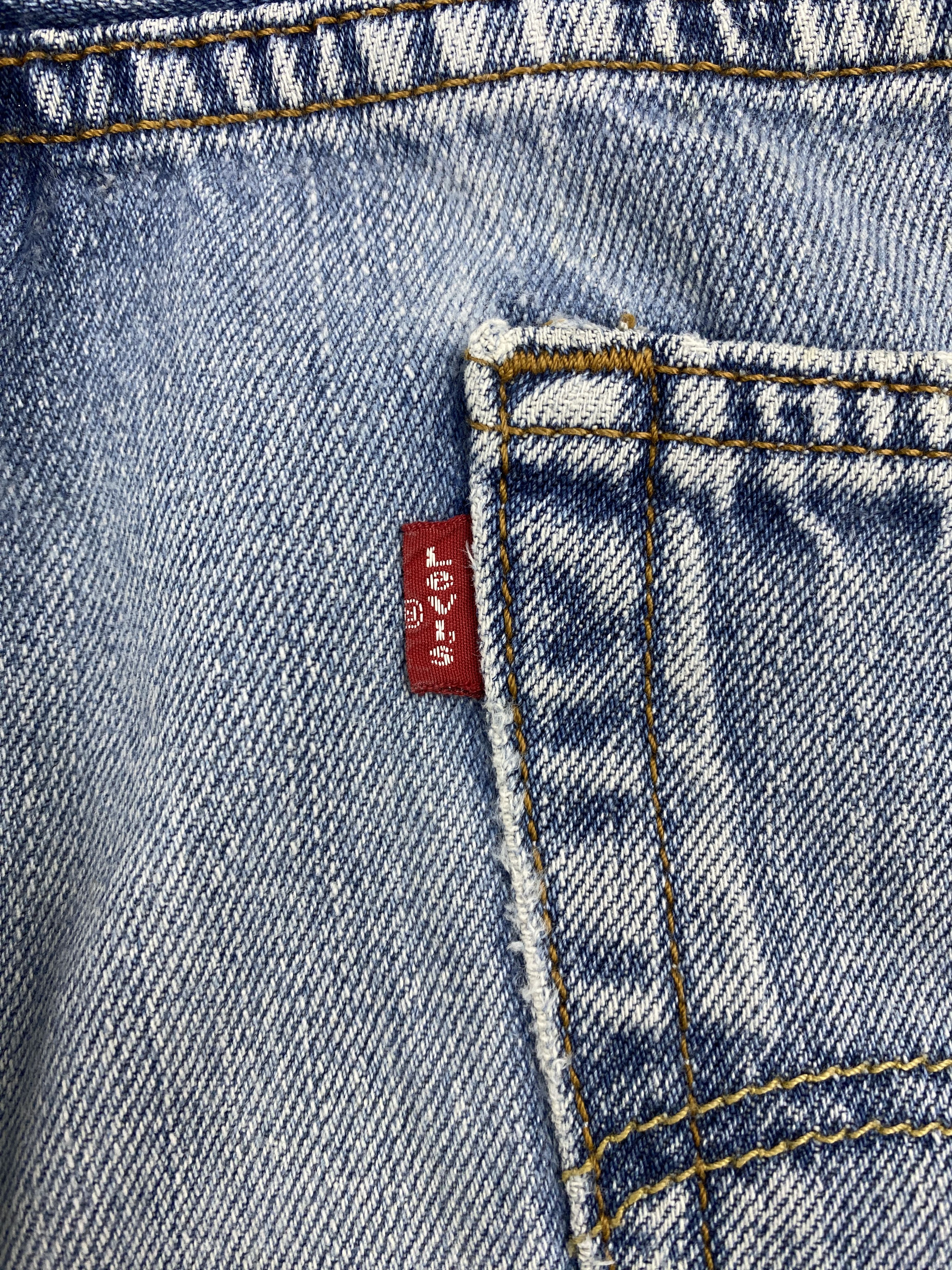 Levi's × Vintage Vintage Levis 550 Faded Blue Denim Jeans Size US 36 / EU 52 - 6 Thumbnail