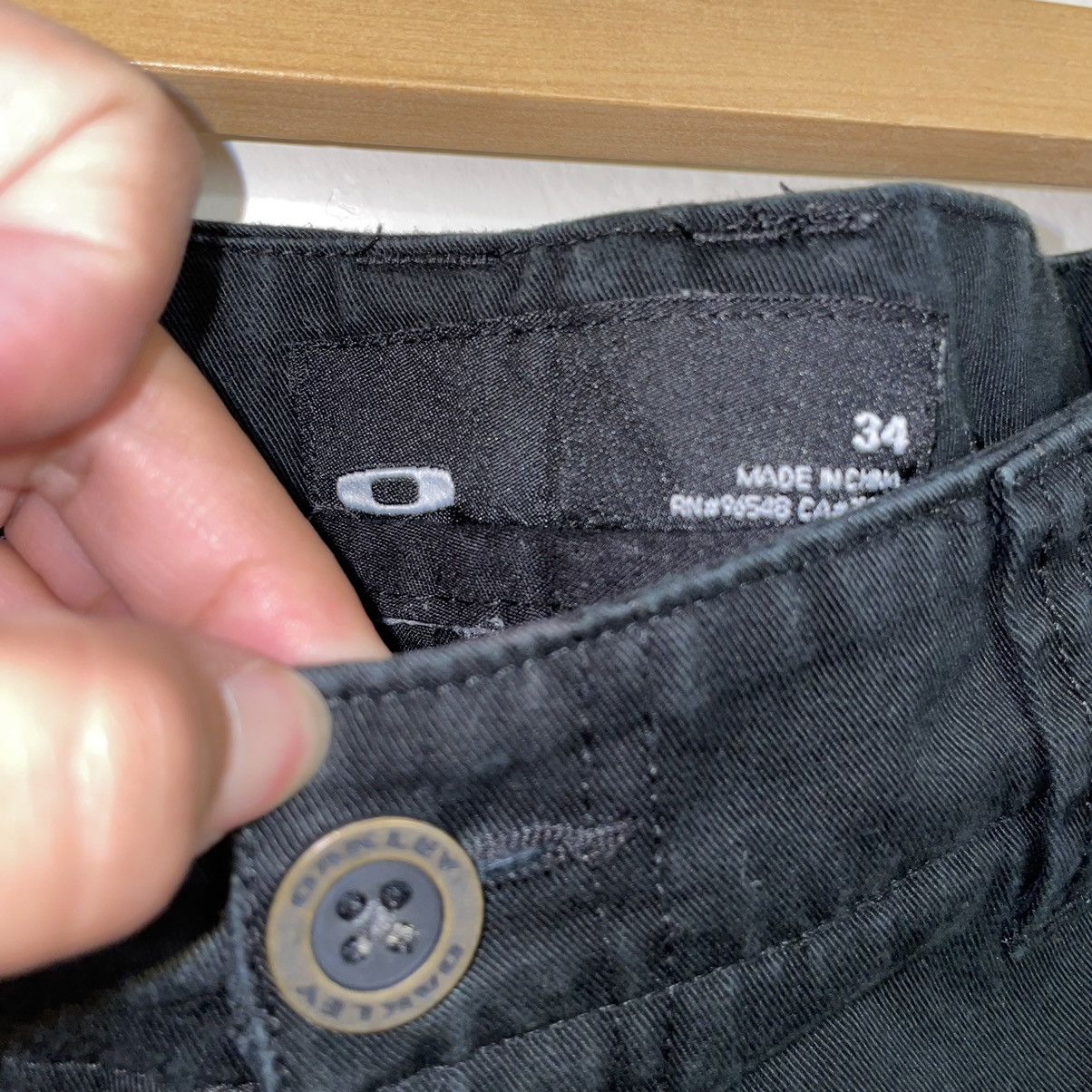 Oakley Oakley Black Shorts Size US 34 / EU 50 - 3 Thumbnail
