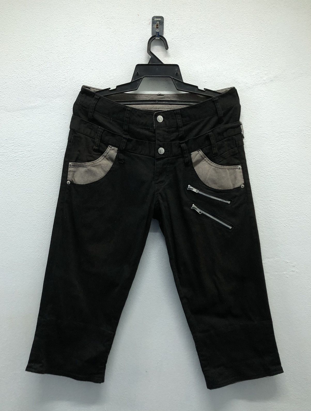Vintage Bee Bell Black Cropped Pants with Contrast Pockets – Size 3 Size US 33 - 1 Thumbnail