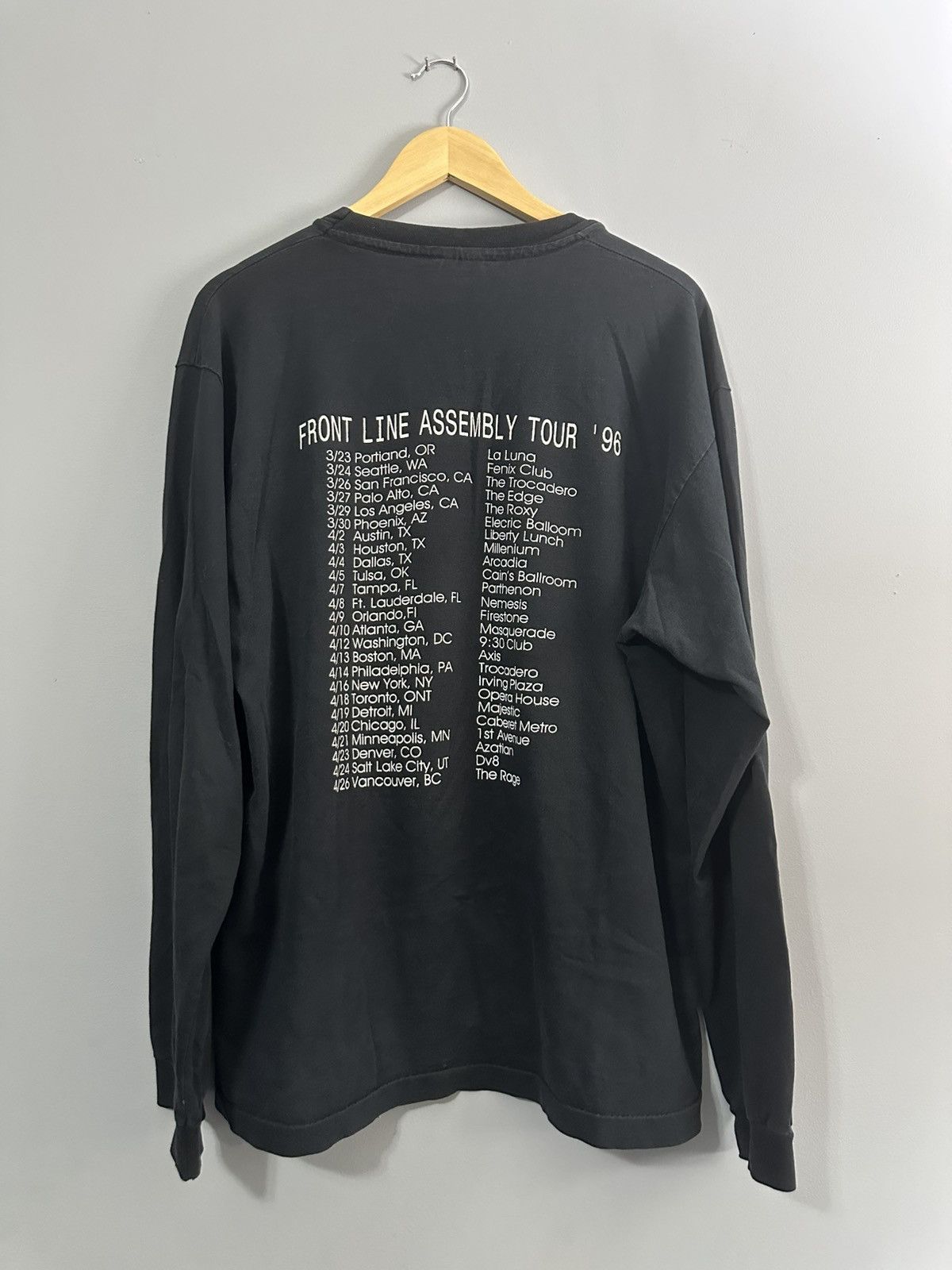 Band Tees Vintage 96’ Front Line Assembly Longsleeve Size US XL / EU 56 / 4 - 2 Thumbnail