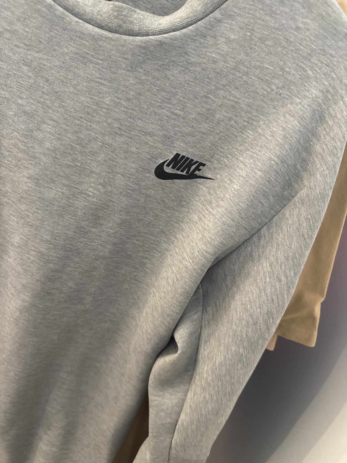 Nike Nike Tech Fleece Crewneck Size US M / EU 48-50 / 2 - 2 Thumbnail
