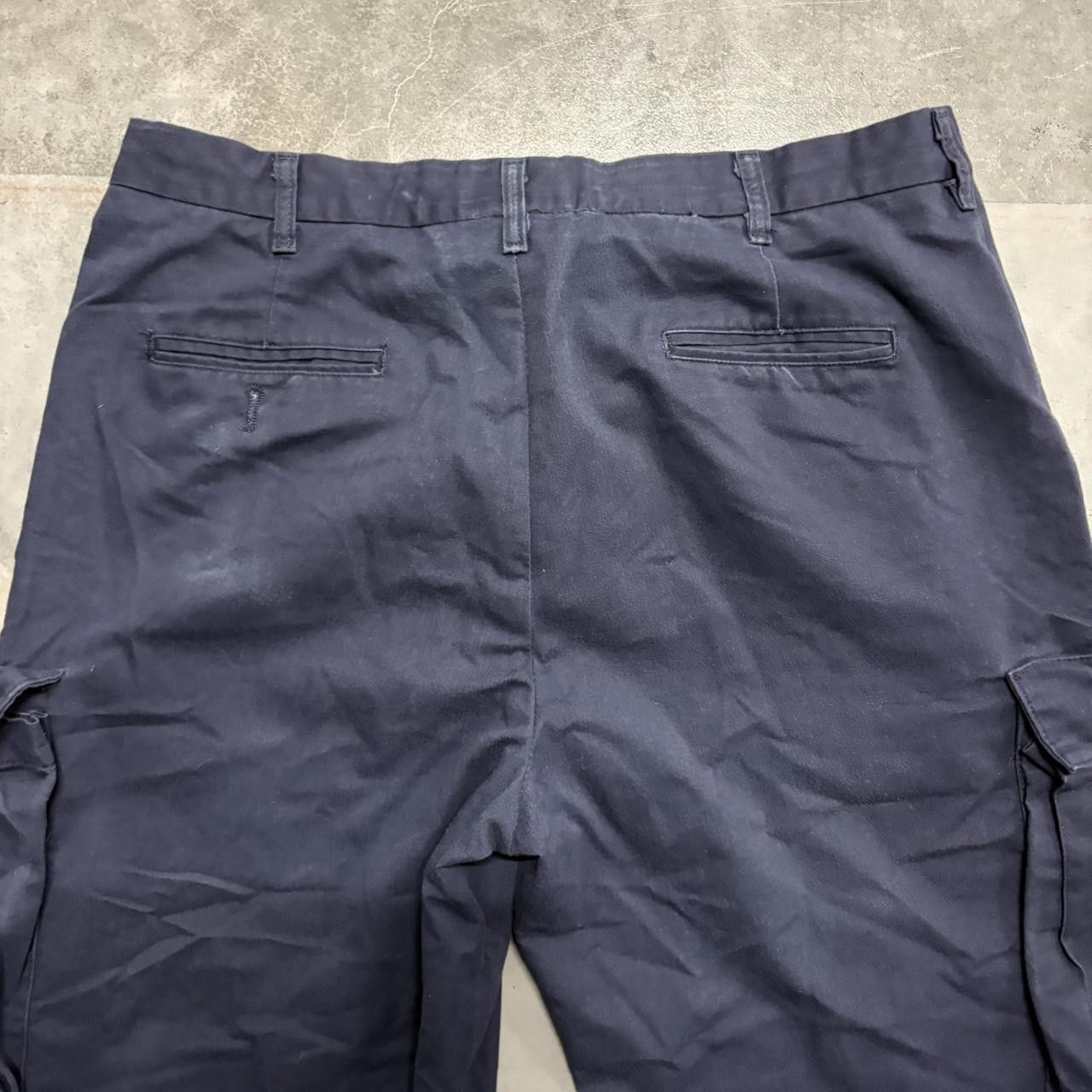 Japanese Brand × Vintage Crazy Vintage Y2K/2000s Baggy Navy Blue Workwear Style Cargo Pants! Size US 38 / EU 54 - 7 Thumbnail