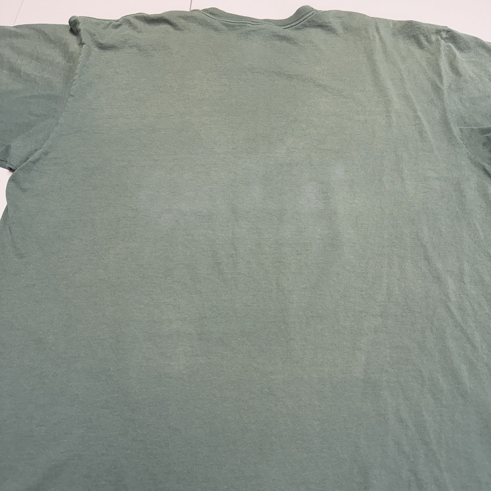 Vintage Vintage Outdoor Hunting & Fishing T Shirt Mens 2XL Green Pho Size US XXL / EU 58 / 5 - 12 Thumbnail