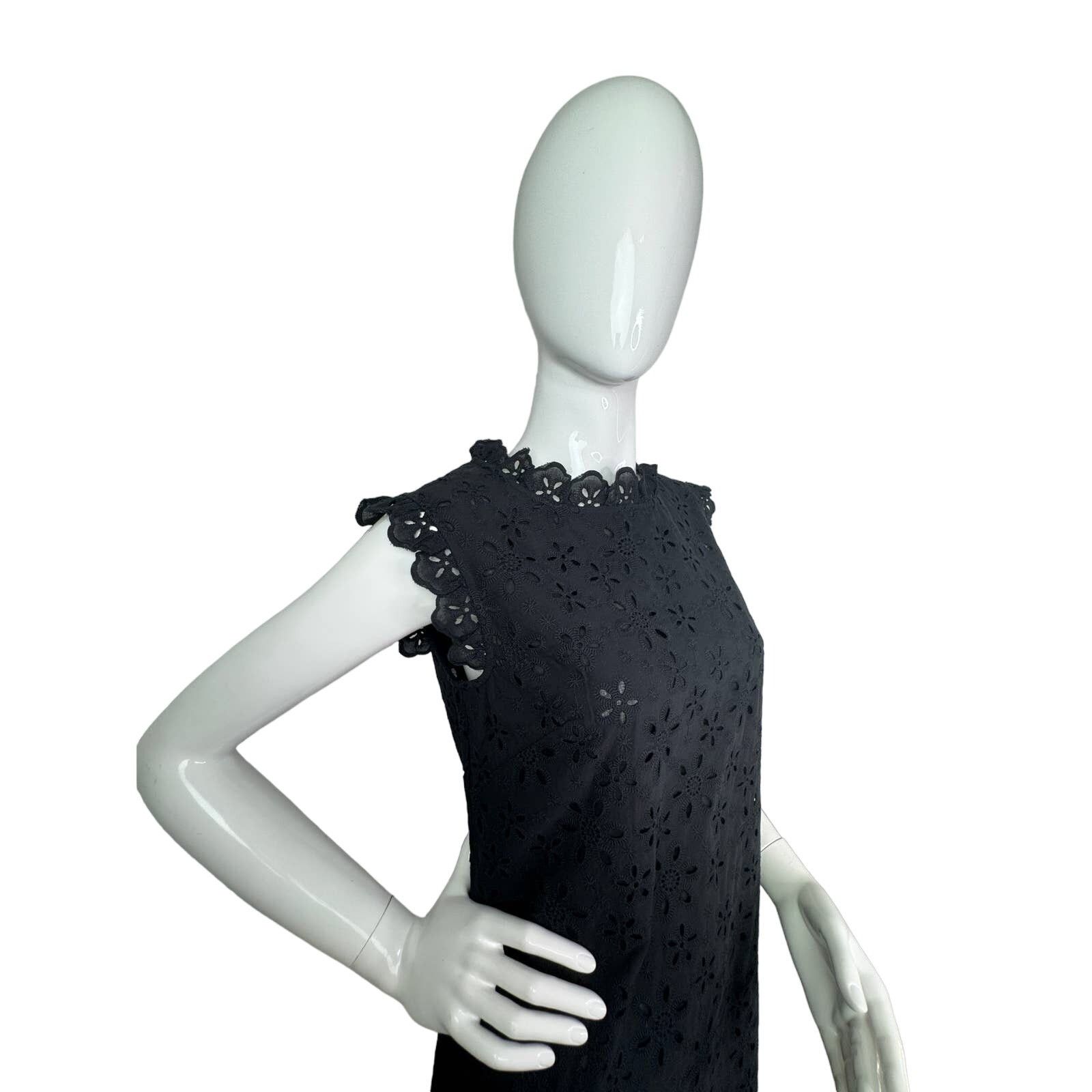 Kate Spade Kate Spade Daisy Eyelet Shift Dress SIZE 4 Size S / US 4 / IT 40 - 6 Thumbnail