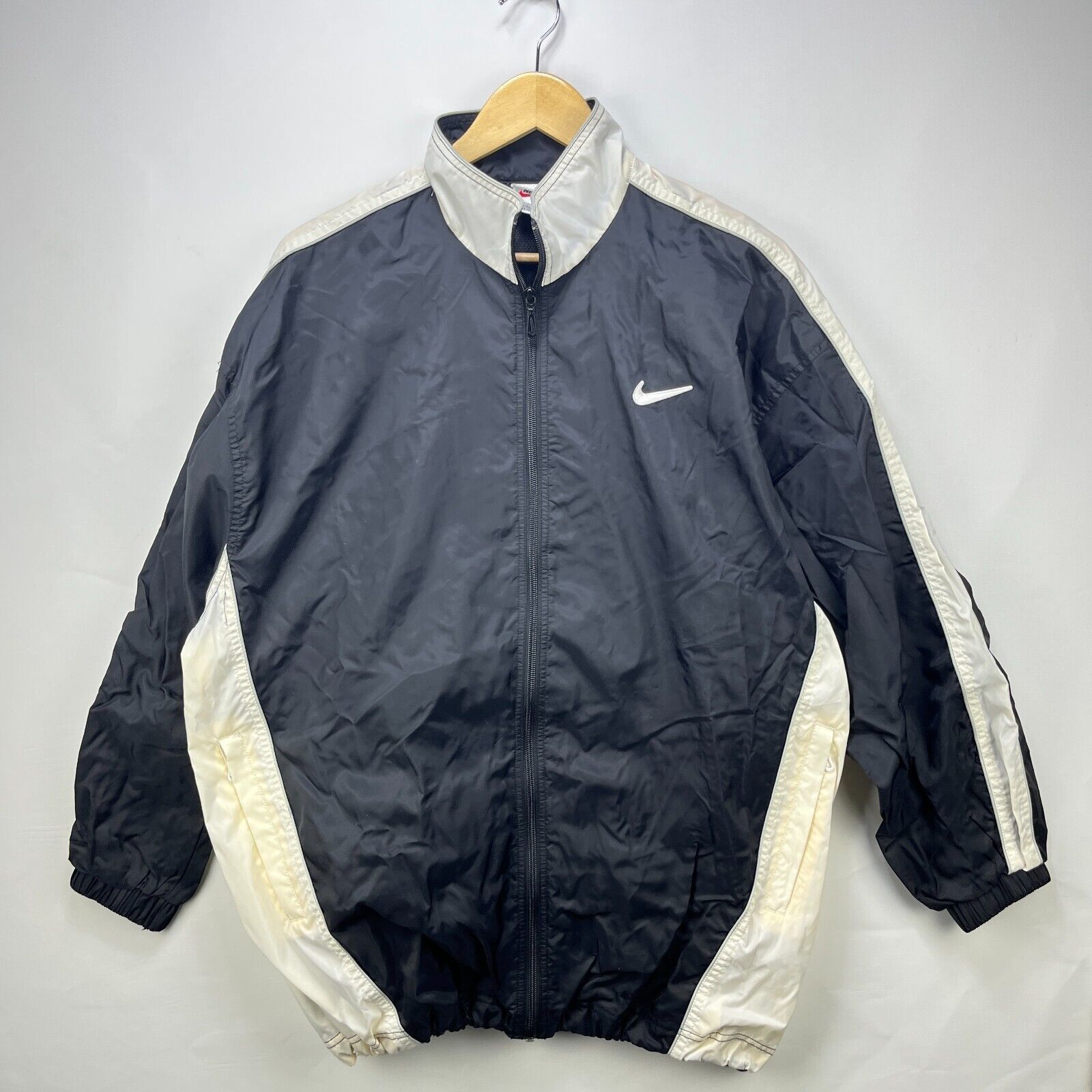 Nike × Vintage Vintage 90s Nike Windbreaker Swoosh Spellout Women's Large Size L / US 10 / IT 46 - 1 Thumbnail