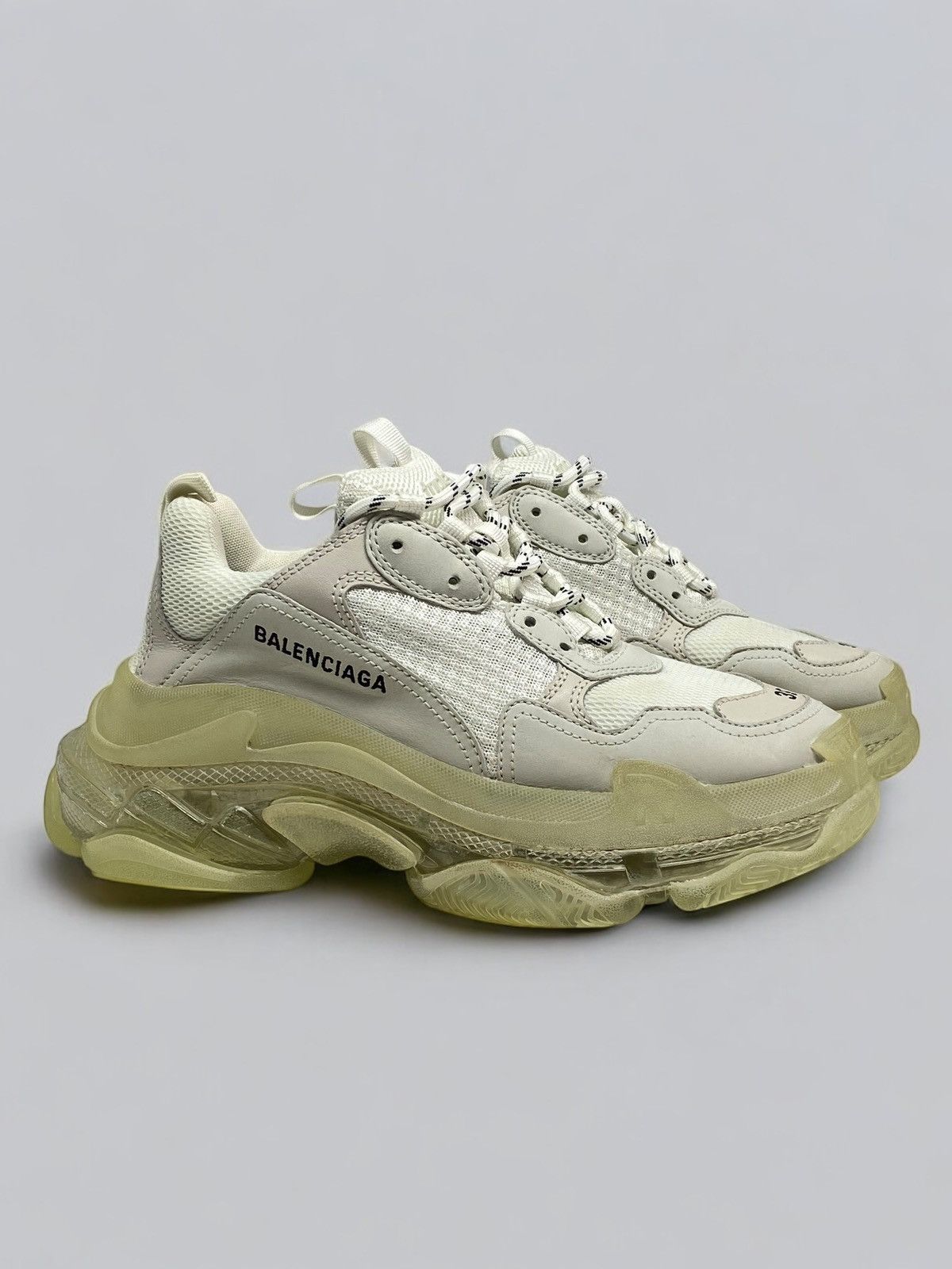 Balenciaga Balenciaga Triple S White Sneakers Size US 6 / EU 39 - 1 Thumbnail