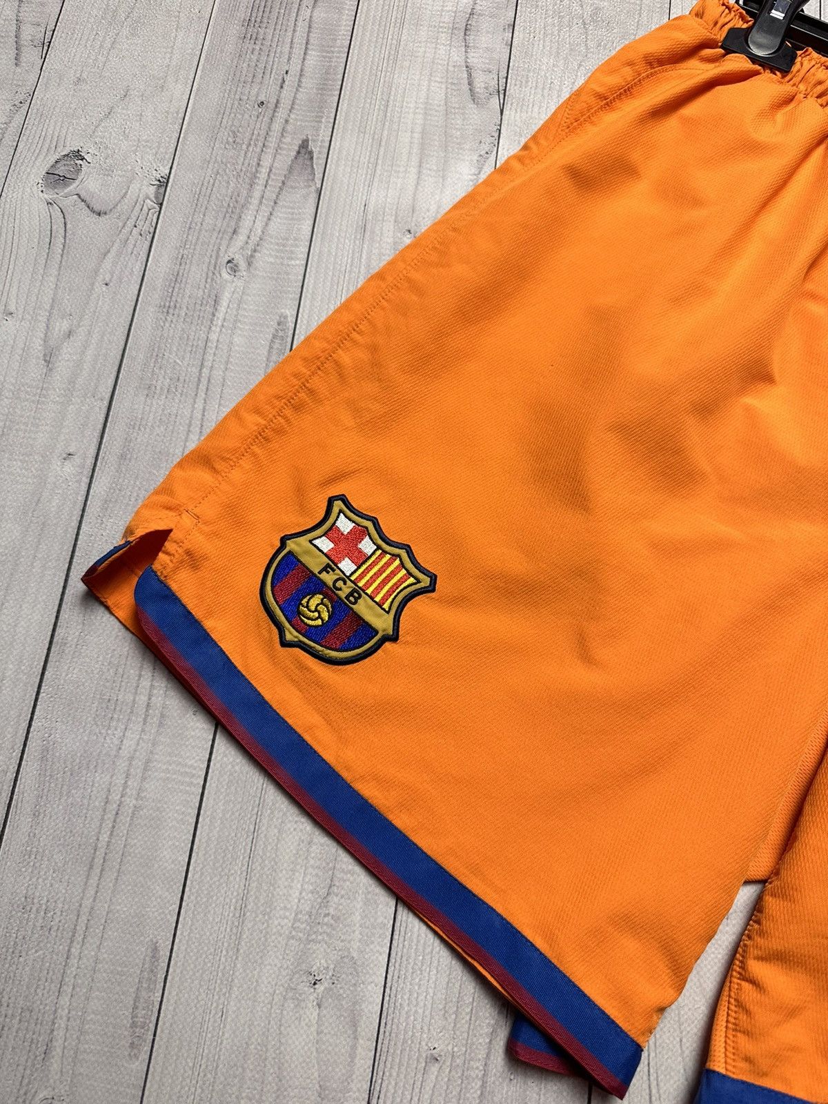 Other Vintage Nike Barcelona soccer shorts orange rare size L Size US 34 / EU 50 - 2 Thumbnail