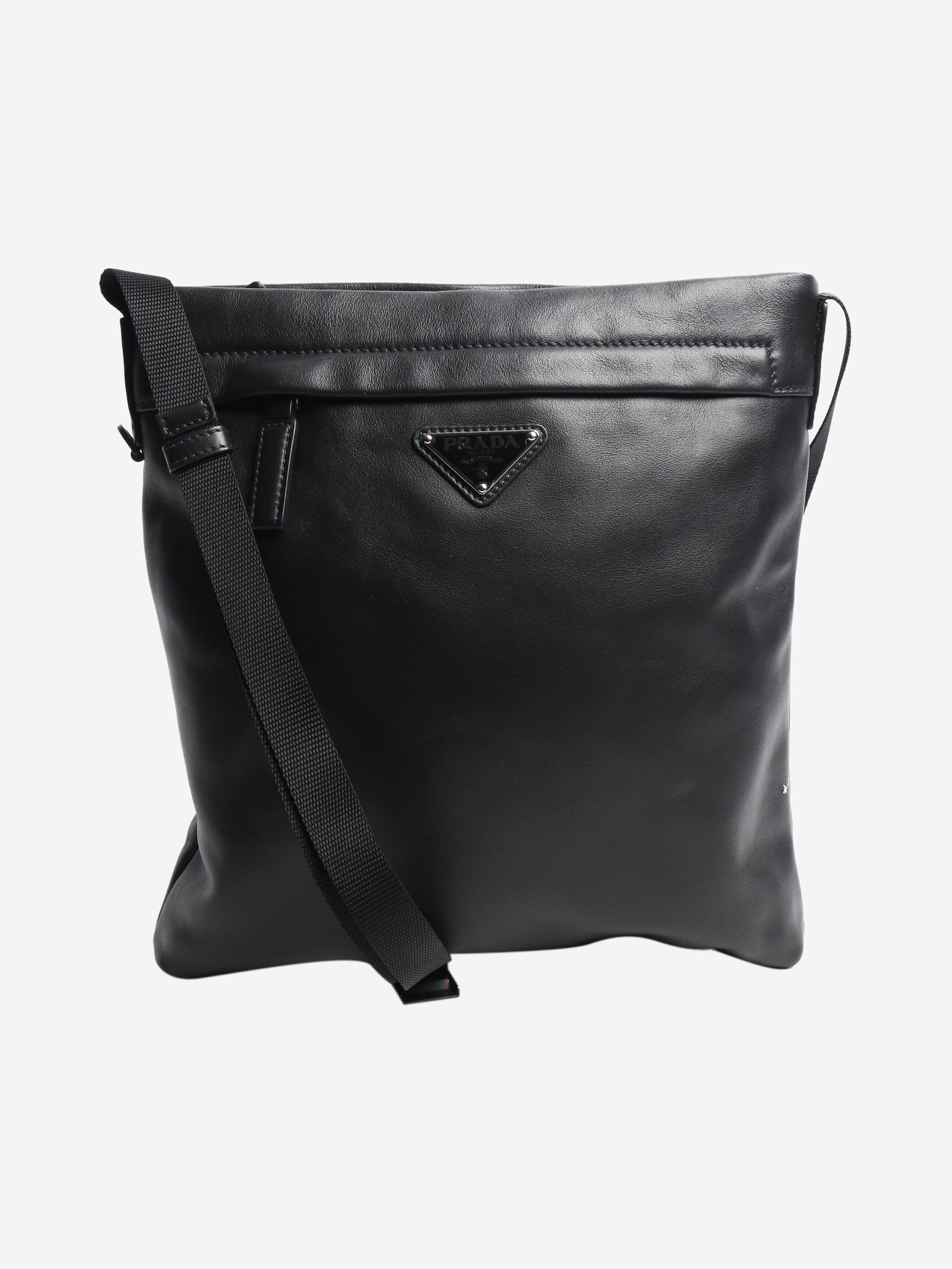 Prada Black leather pouch bag Size ONE SIZE - 1 Thumbnail