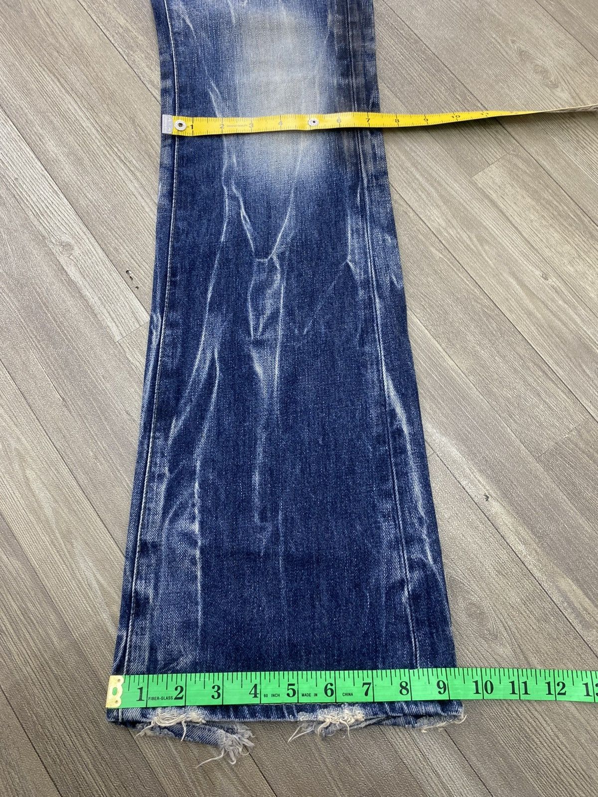 If Six Was Nine 2000s Fuga Cavarize Clawmarks Distressed Faded Flared Jeans Size US 32 / EU 48 - 24 Thumbnail