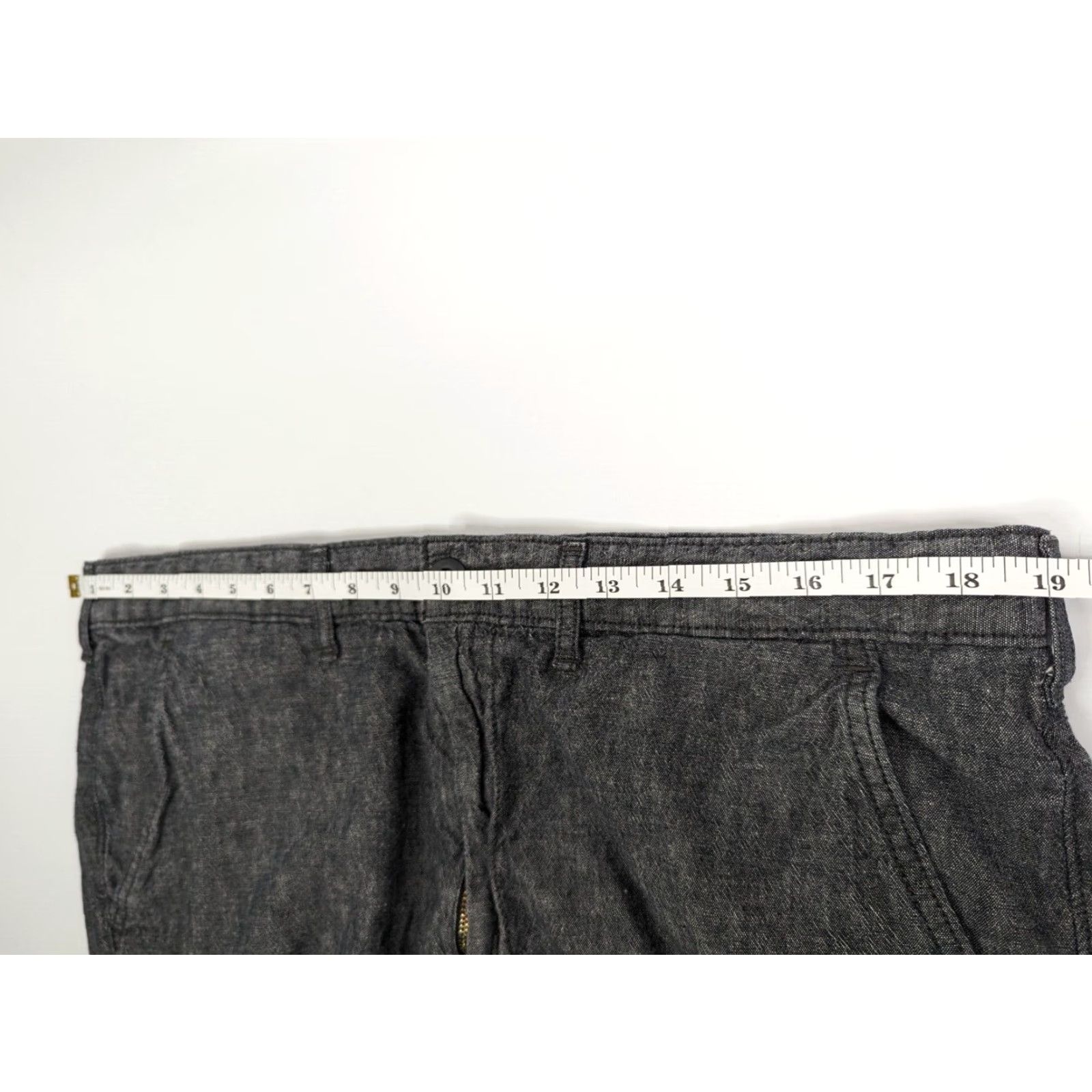 Levi's Levi's Chino Shorts Grey Chambray Men's 38 Cotton Linen Regular Front Flat 211810048 Size US 38 / EU 54 - 5 Thumbnail