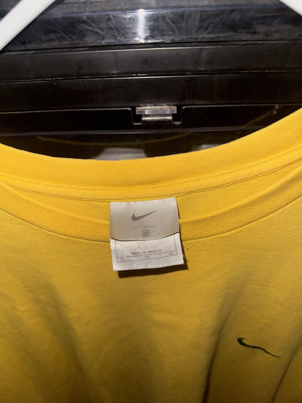 Nike Vintage Nike Logo Tee Size US XXL / EU 58 / 5 - 2 Thumbnail