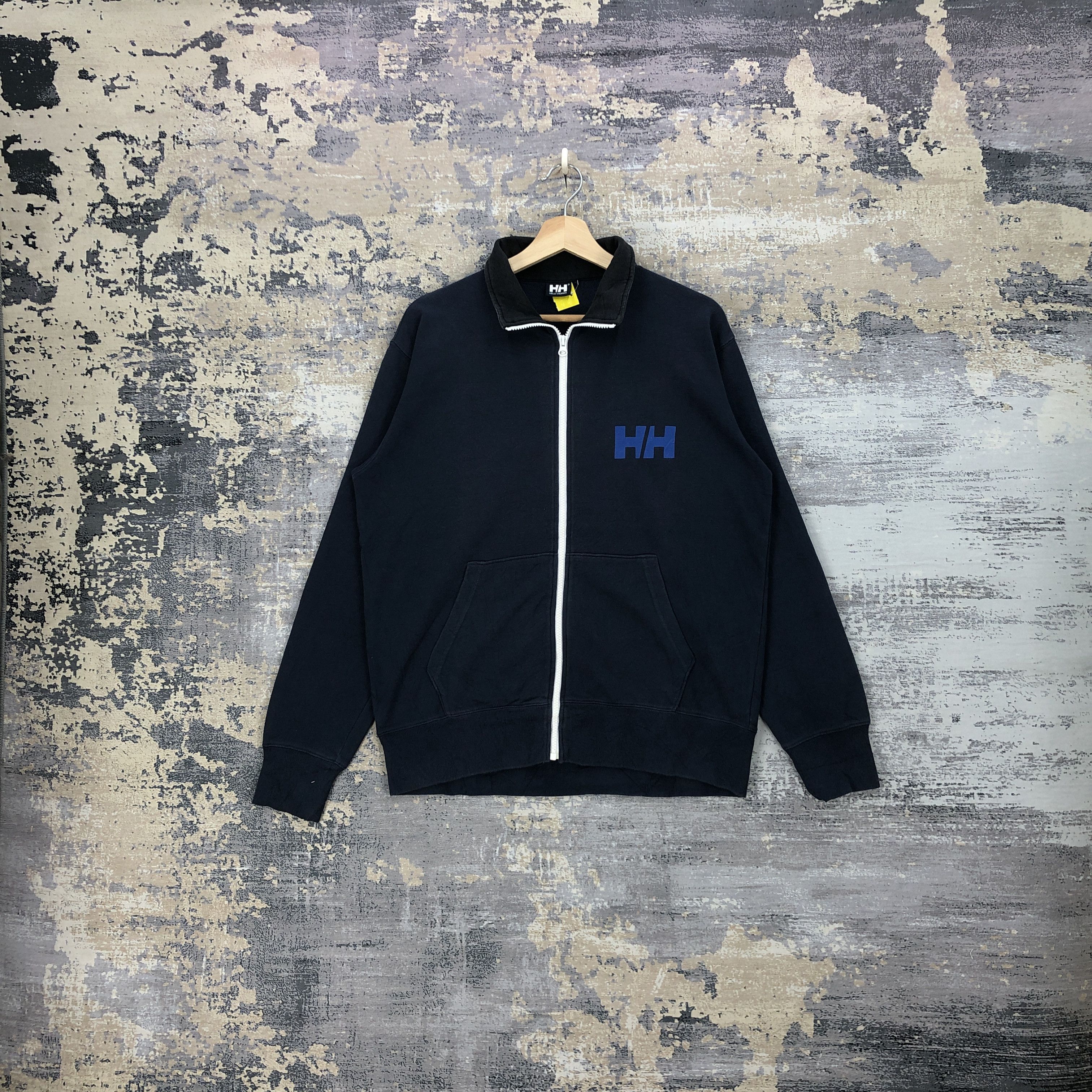 Helly Hansen Vintage Y2K Helly Hansen Sweater Sportswear Sweatshirt Size US L / EU 52-54 / 3 - 1 Thumbnail