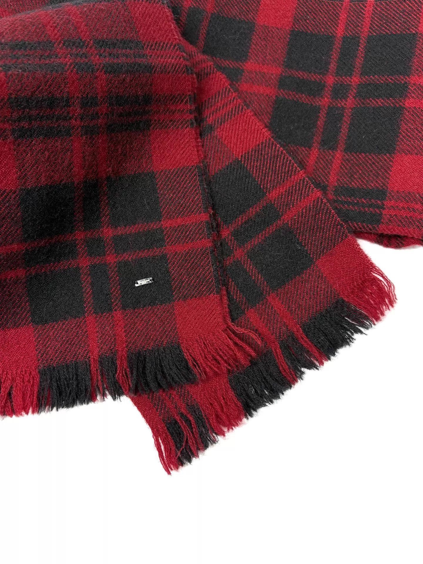 Saint Laurent Paris Saint Laurent SLP14AW Runway British Red Check Wool Scarf Size ONE SIZE - 4 Thumbnail