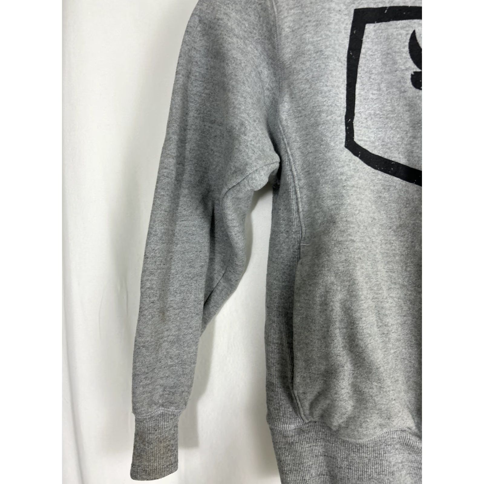Under Armour VINTAGE Project Rock x Under Armour UA Brahma Bull Warm Up Hoodie Men’s Sz Small Gray Size US S / EU 44-46 / 1 - 2 Thumbnail