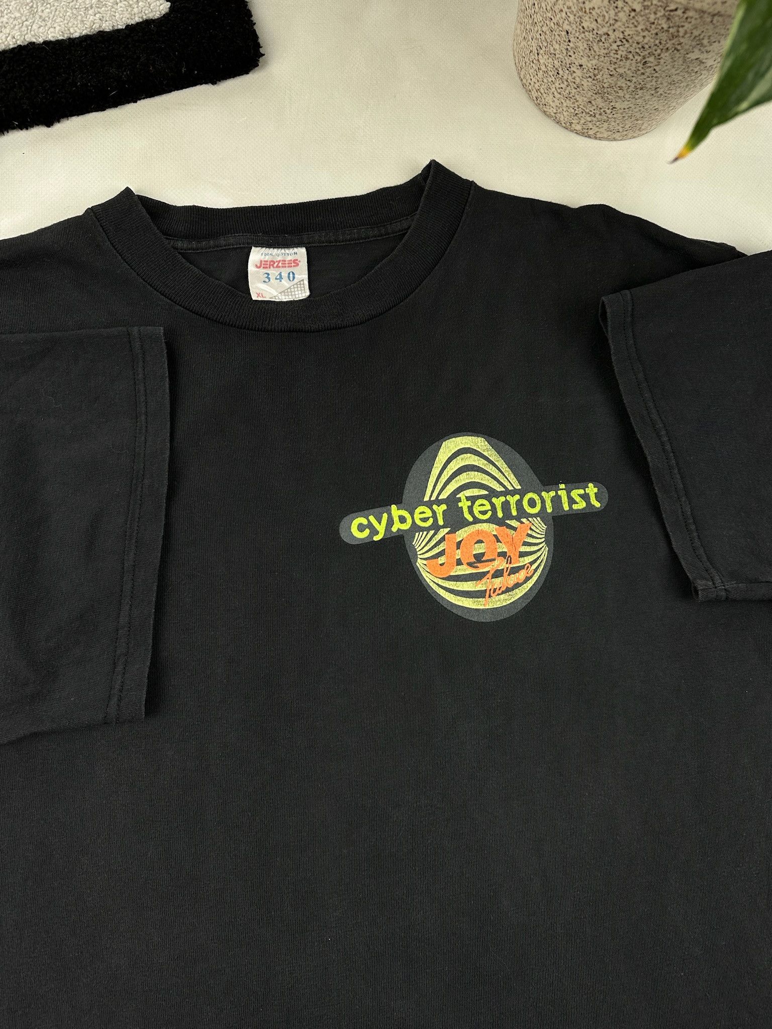 Vintage Vintage 90s acid Print cyber terrorist T shirt techno rave Size US XL / EU 56 / 4 - 3 Thumbnail
