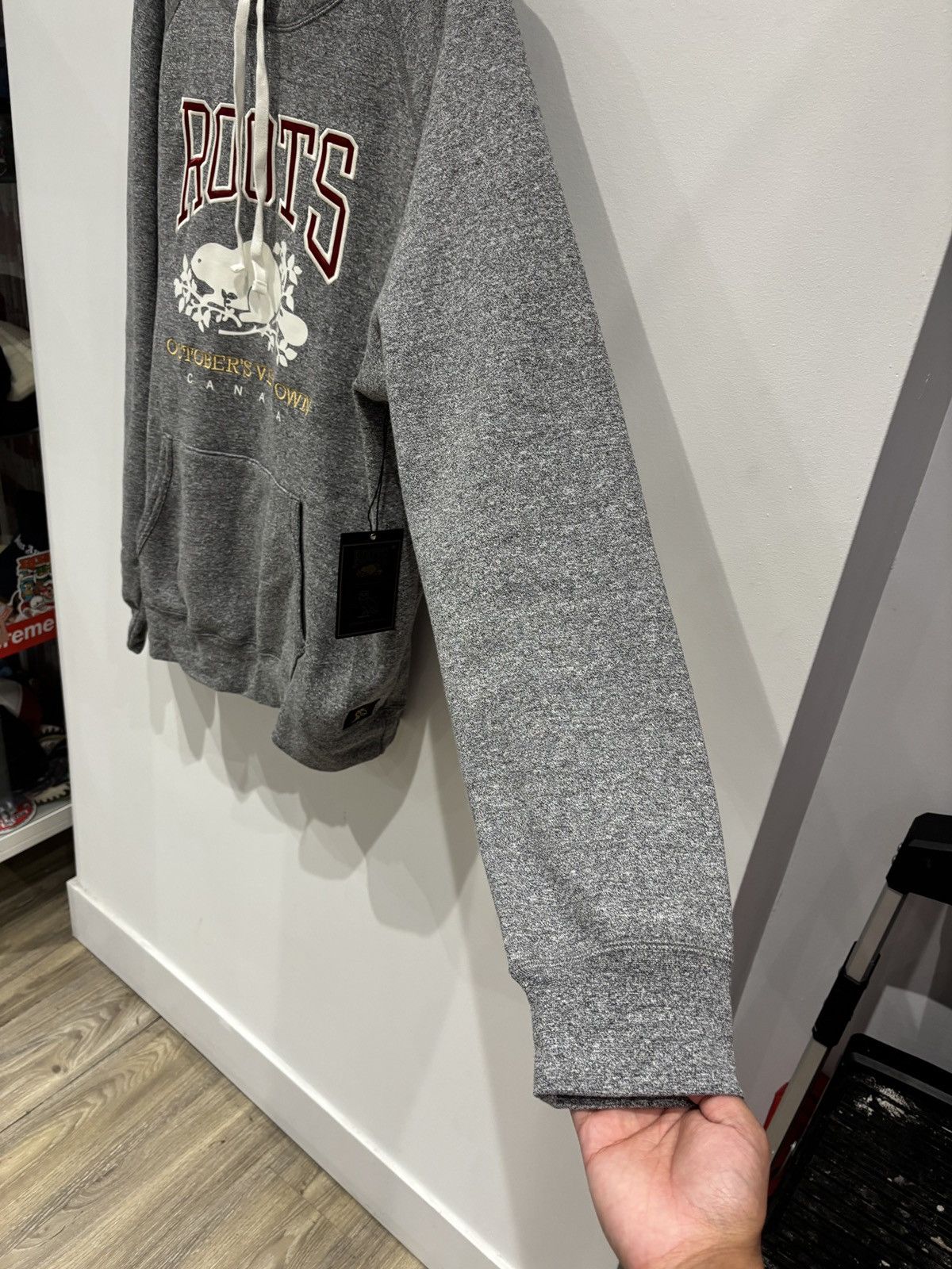 October's Very Own × Roots OVO Roots Canada Hoodie Grey Size: XXL Size US XXL / EU 58 / 5 - 3 Thumbnail