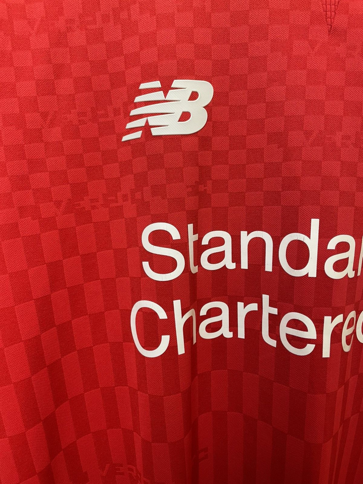 New Balance 2015 2016 Liverpool Home New Balance Soccer Jersey Size US M / EU 48-50 / 2 - 4 Thumbnail