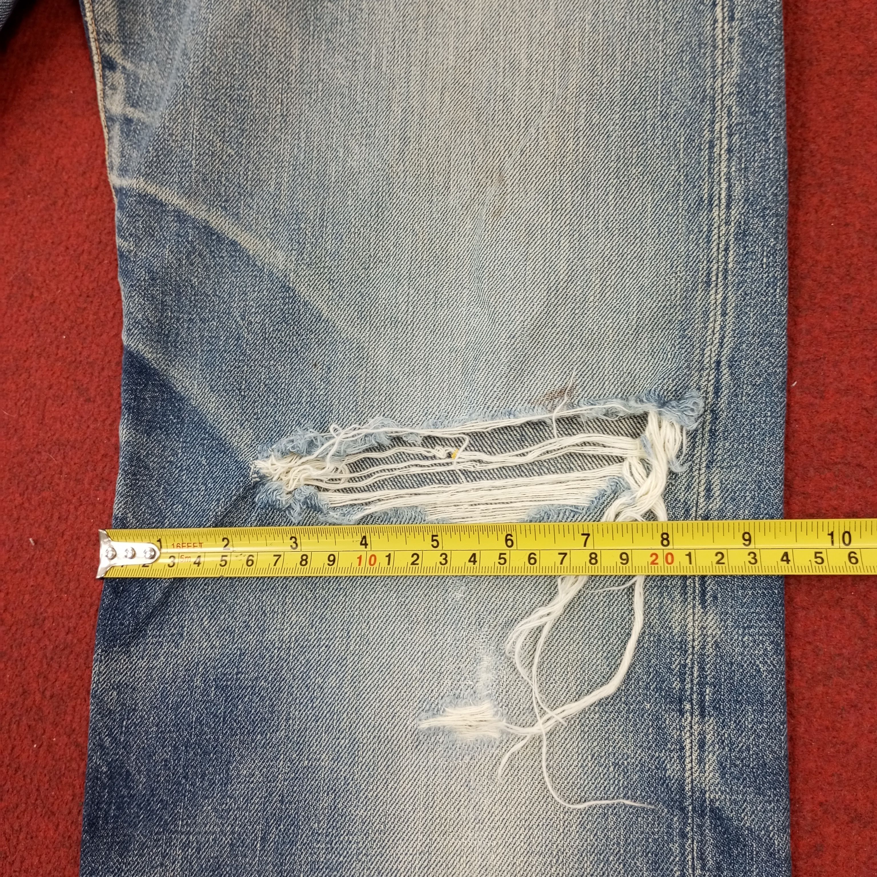 Evisu × Japanese Brand × Vintage Evisu Japanese Fashion Style Custom Daicock Distressed Jeans Size US 27 - 10 Thumbnail