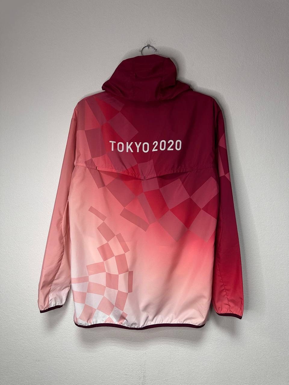 Asics Asics Tokyo 2020 Olympic Official Track Jacket Windbreaker Size US XL / EU 56 / 4 - 11 Thumbnail