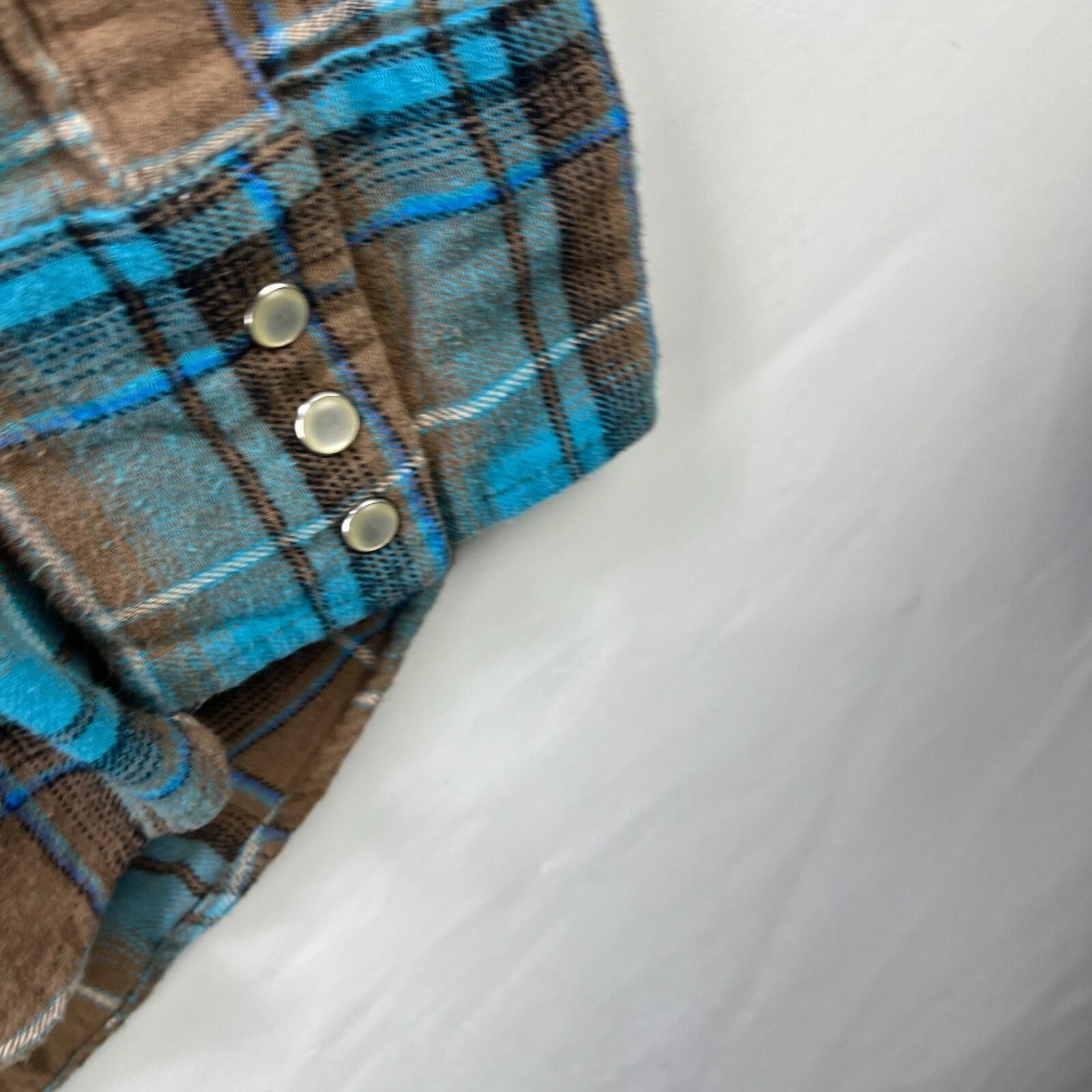 Wrangler Vintage Wrangler Western Pearl Snap Button-Up Plaid Shirt L Size US L / EU 52-54 / 3 - 6 Thumbnail