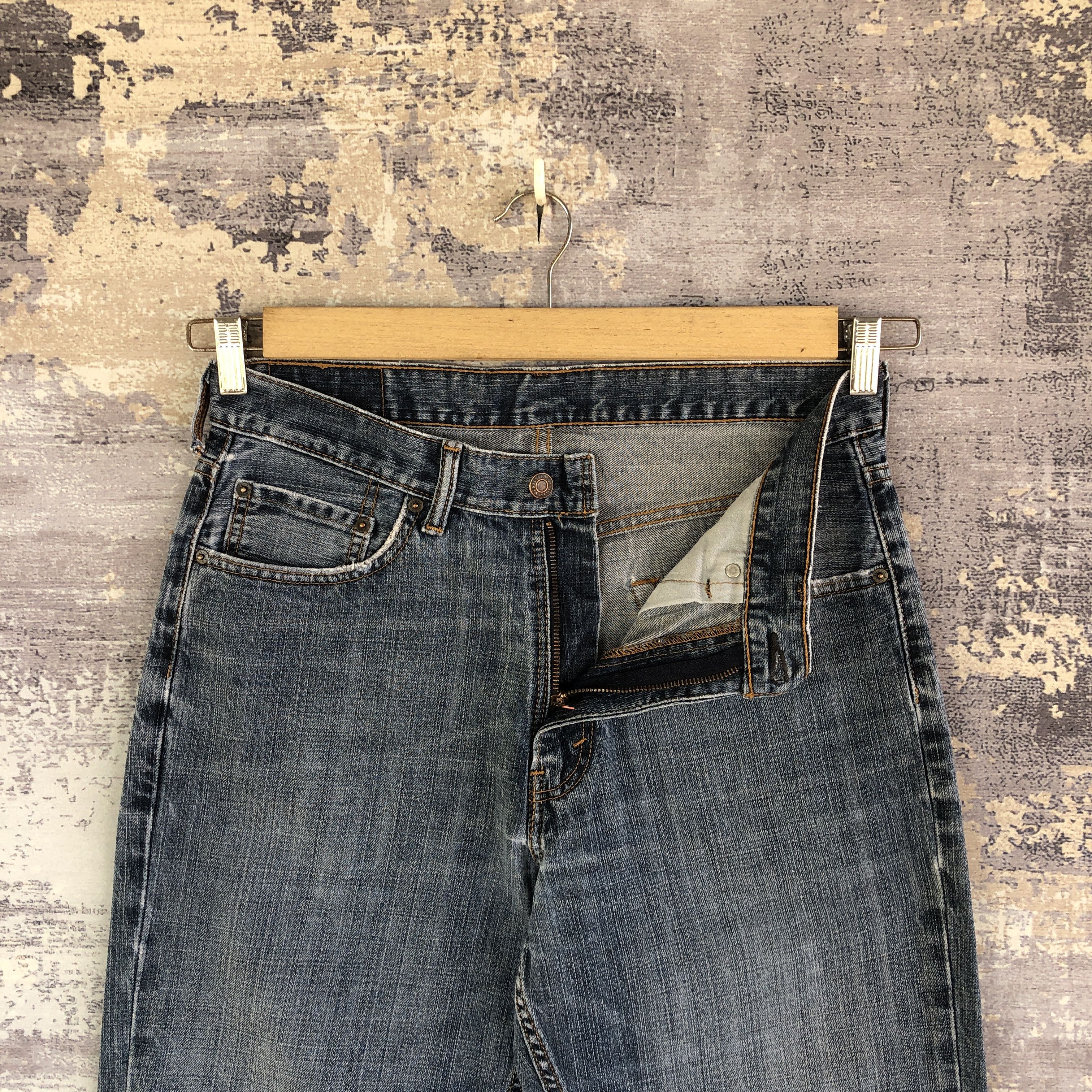 Levi's Vintage Levis 550 Faded Baggy Jeans Levi's Light Wash Denim Size US 30 / EU 46 - 6 Thumbnail