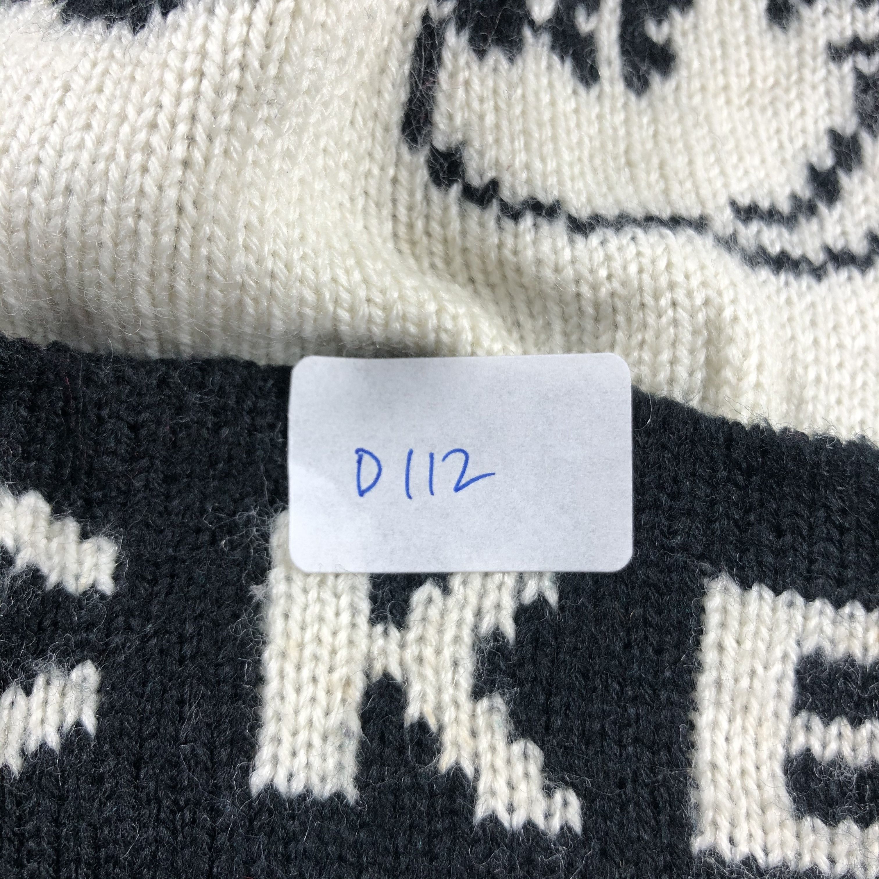 Disney × Mickey Mouse × Vintage Mickey Mouse x Disney Beanie Snow Hat Snow Cap -D112 Size ONE SIZE - 6 Thumbnail