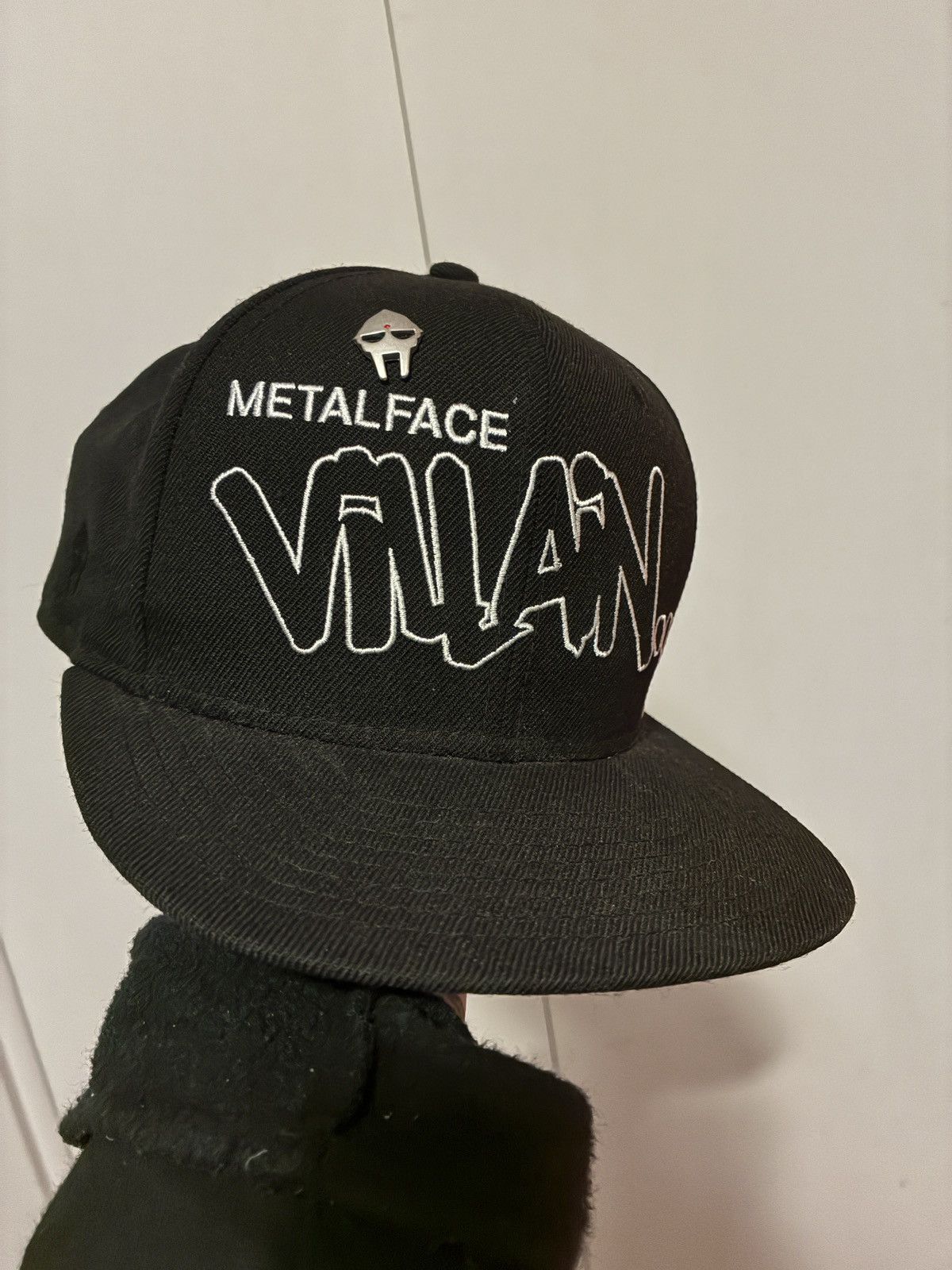 MF Doom New Era x MF DOOM METAL FACE VILLAIN snapback RARE Size ONE SIZE - 1 Thumbnail