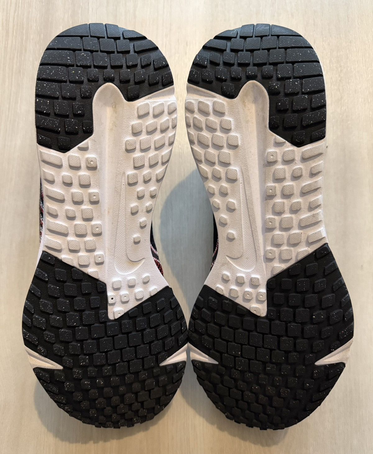 Nike Nike Run Defy Men's Training Running Shoes Sz 10.5 Size US 10.5 / EU 43-44 - 4 Thumbnail