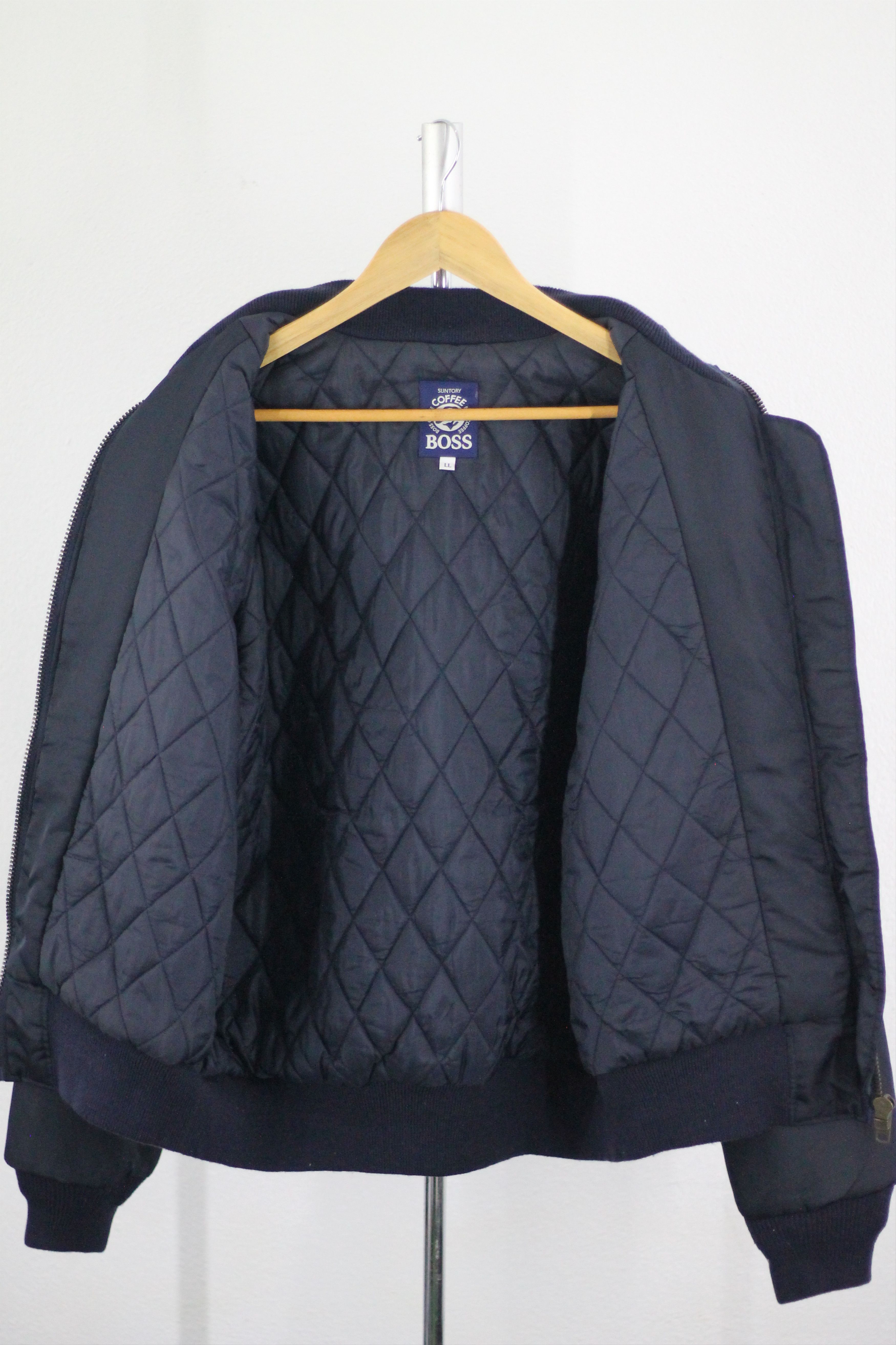 Japanese Brand × Vintage Vintage Suntory Boss Coffee Big Logo Bomber Jacket Size US L / EU 52-54 / 3 - 10 Thumbnail