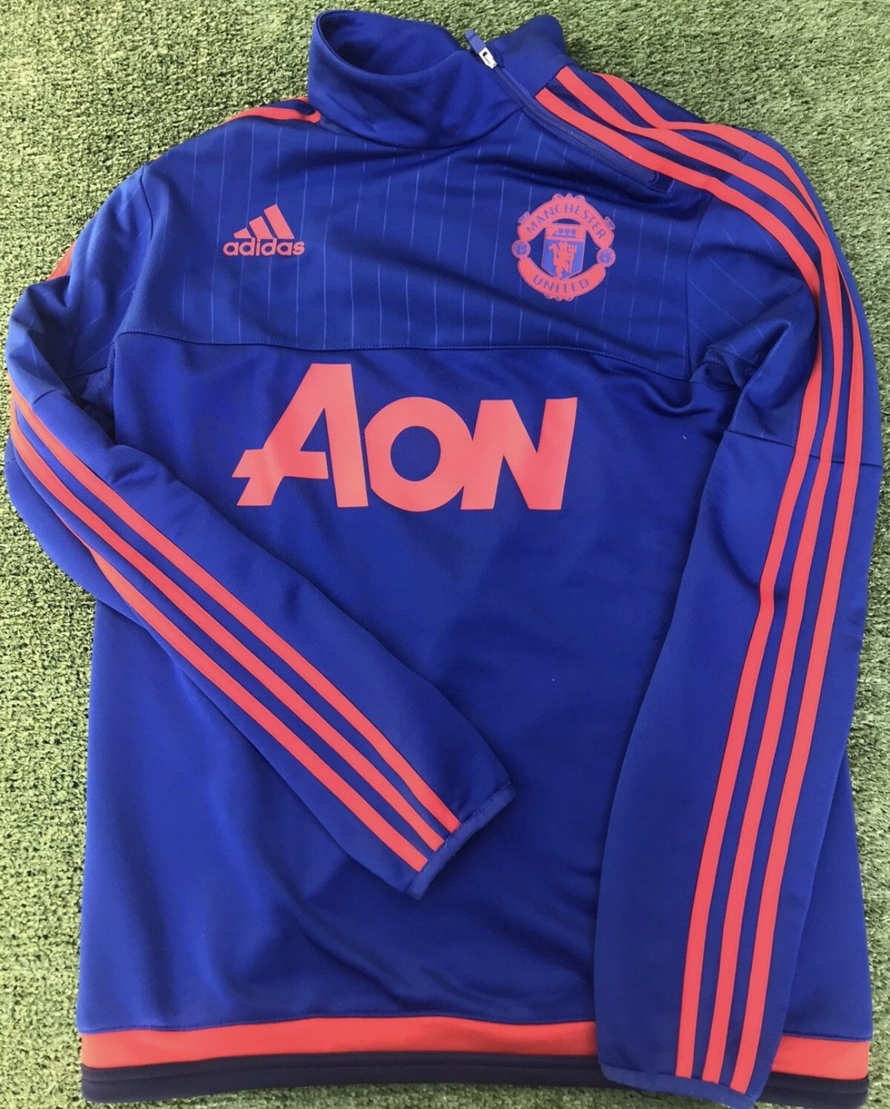 Adidas Sweat shirt manchester united Size US S / EU 44-46 / 1 - 1 Thumbnail