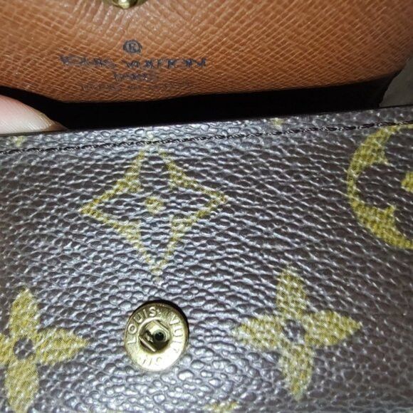 Louis Vuitton Vintage Louis Vuitton LV monogram compact key holder y2K Size ONE SIZE - 4 Thumbnail