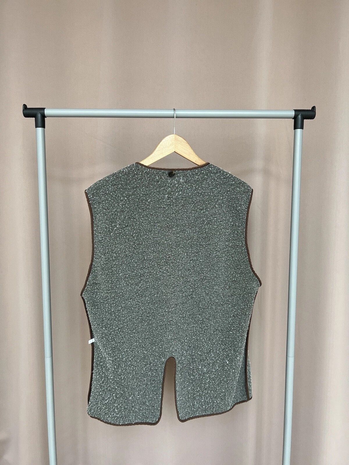 Dolce & Gabbana Dolce Gabbana Knit Vest Size 50 or L/XL Grey Lining Size L / US 10 / IT 46 - 6 Thumbnail