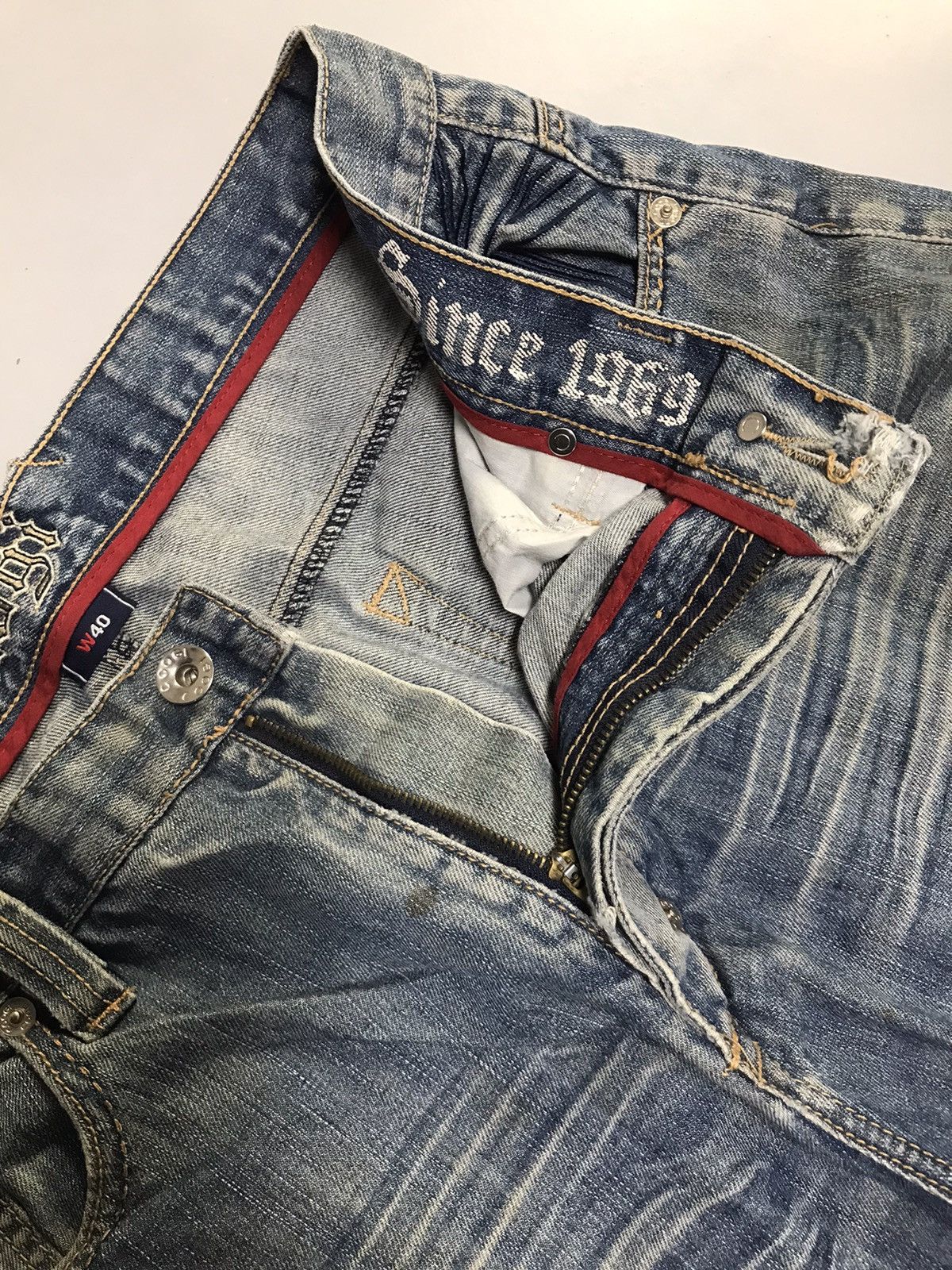 Coogi Vintage Coogi embroidered denim jort Size US 42 / EU 58 - 6 Thumbnail