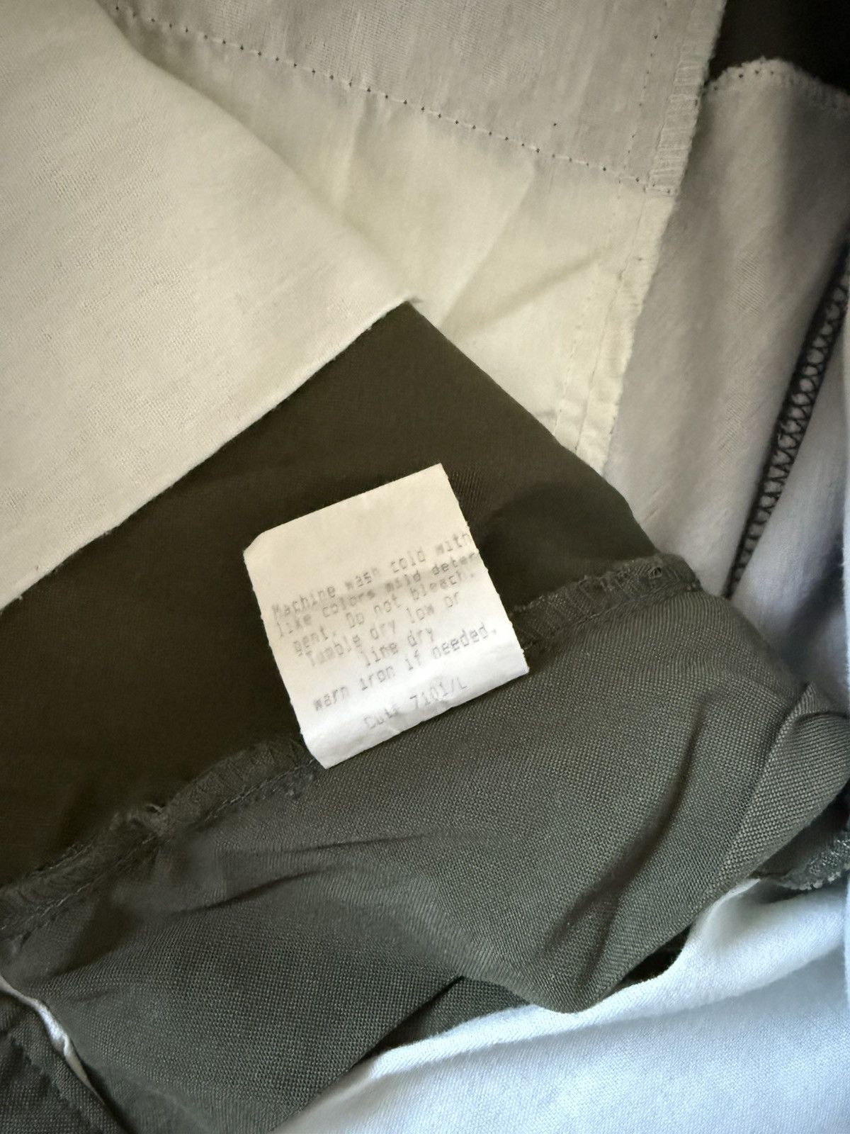 L.L. Bean L.L. Bean Men's Dark Green Cargo Pants Size US 34 / EU 50 - 9 Thumbnail