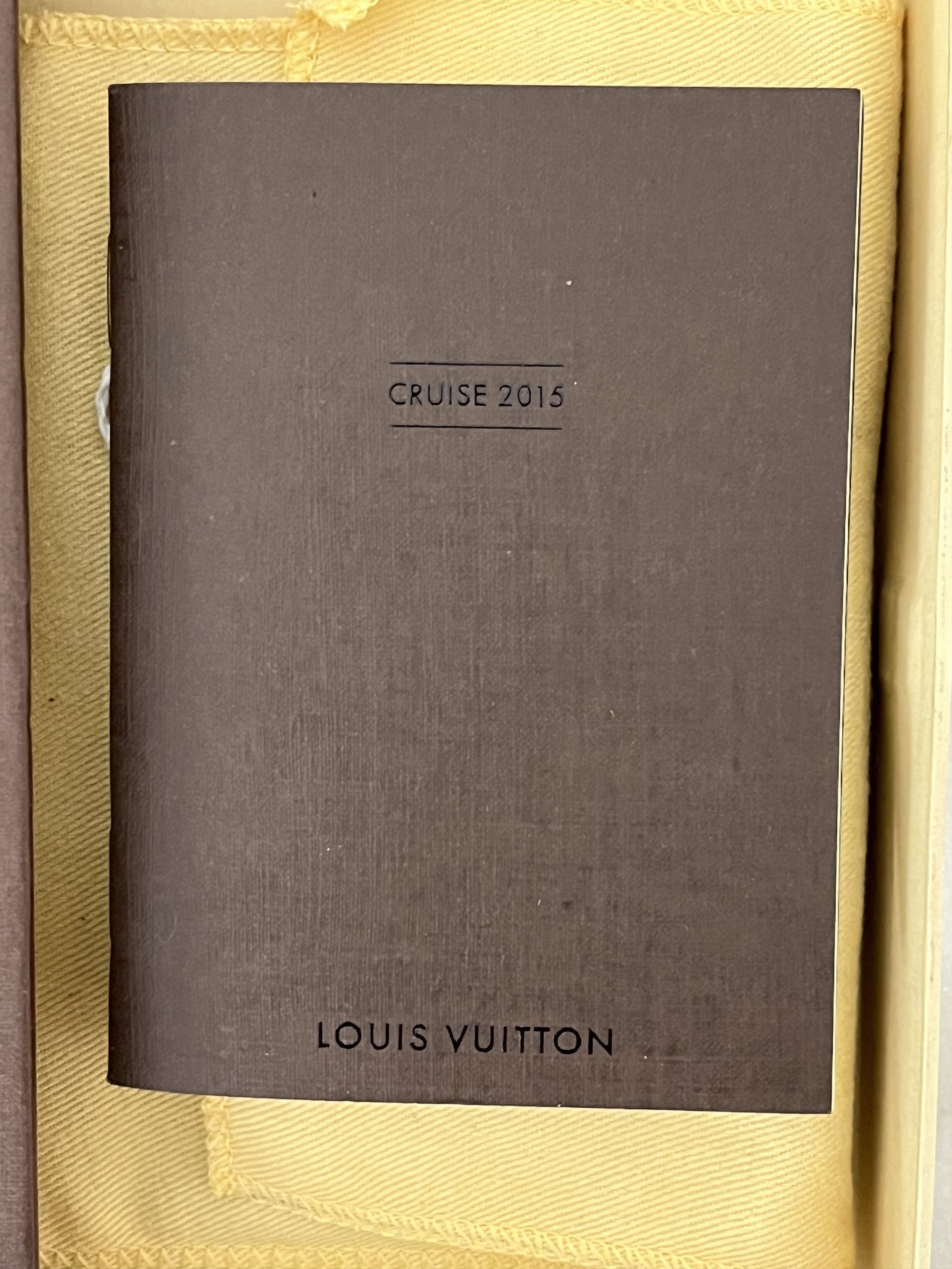 Louis Vuitton Louis Vuitton Masked Key Holder (2015 Cruze Collection) Size ONE SIZE - 14 Thumbnail