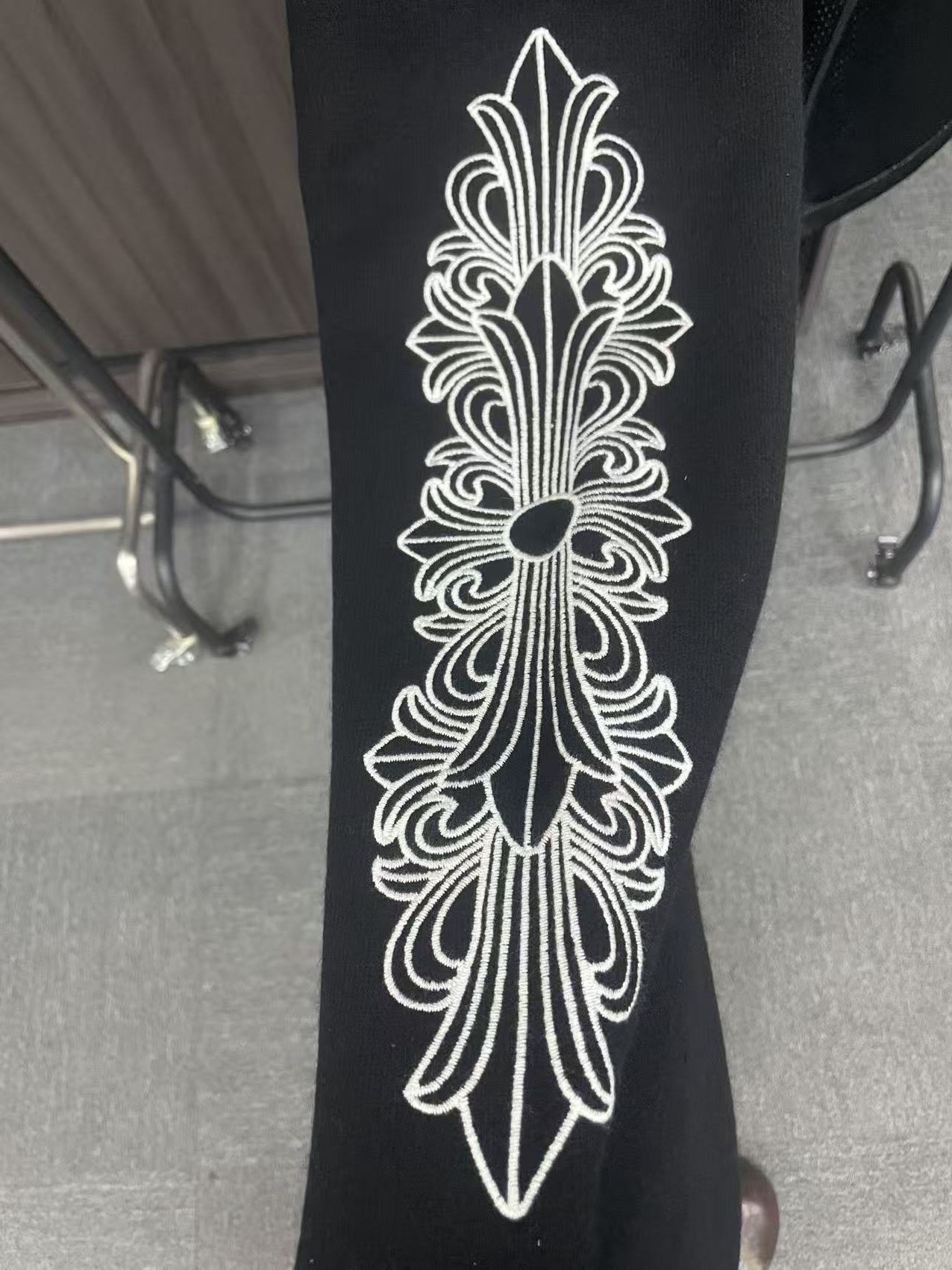 Chrome Hearts Chrome Hearts Cashmere Embroidered Floral Black Sweatpants Size 31" - 3 Thumbnail