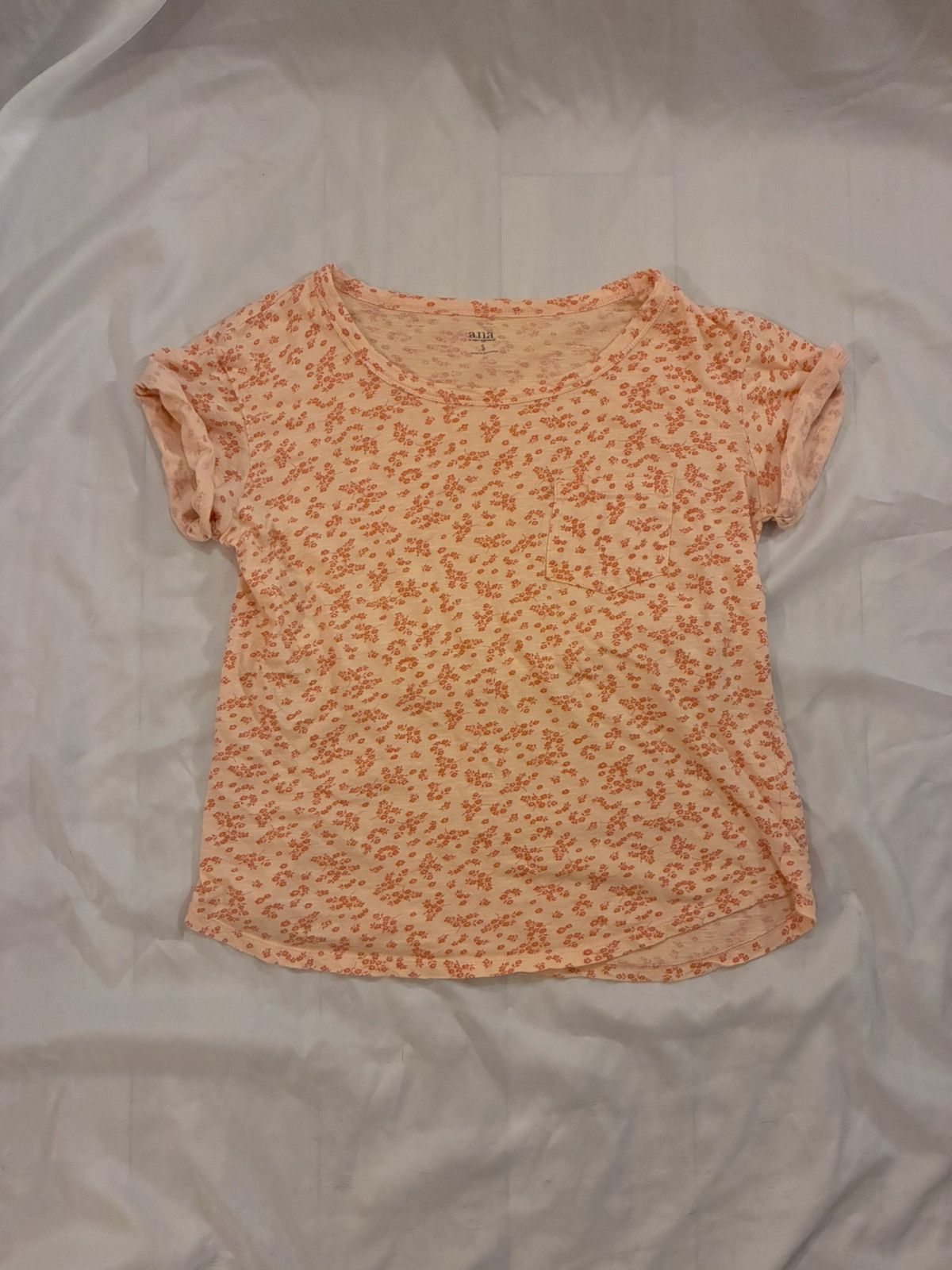 Other a.n.a Cuff Sleeve Scoop Neck Pocket Floral Tee Size S / US 4 / IT 40 - 4 Thumbnail