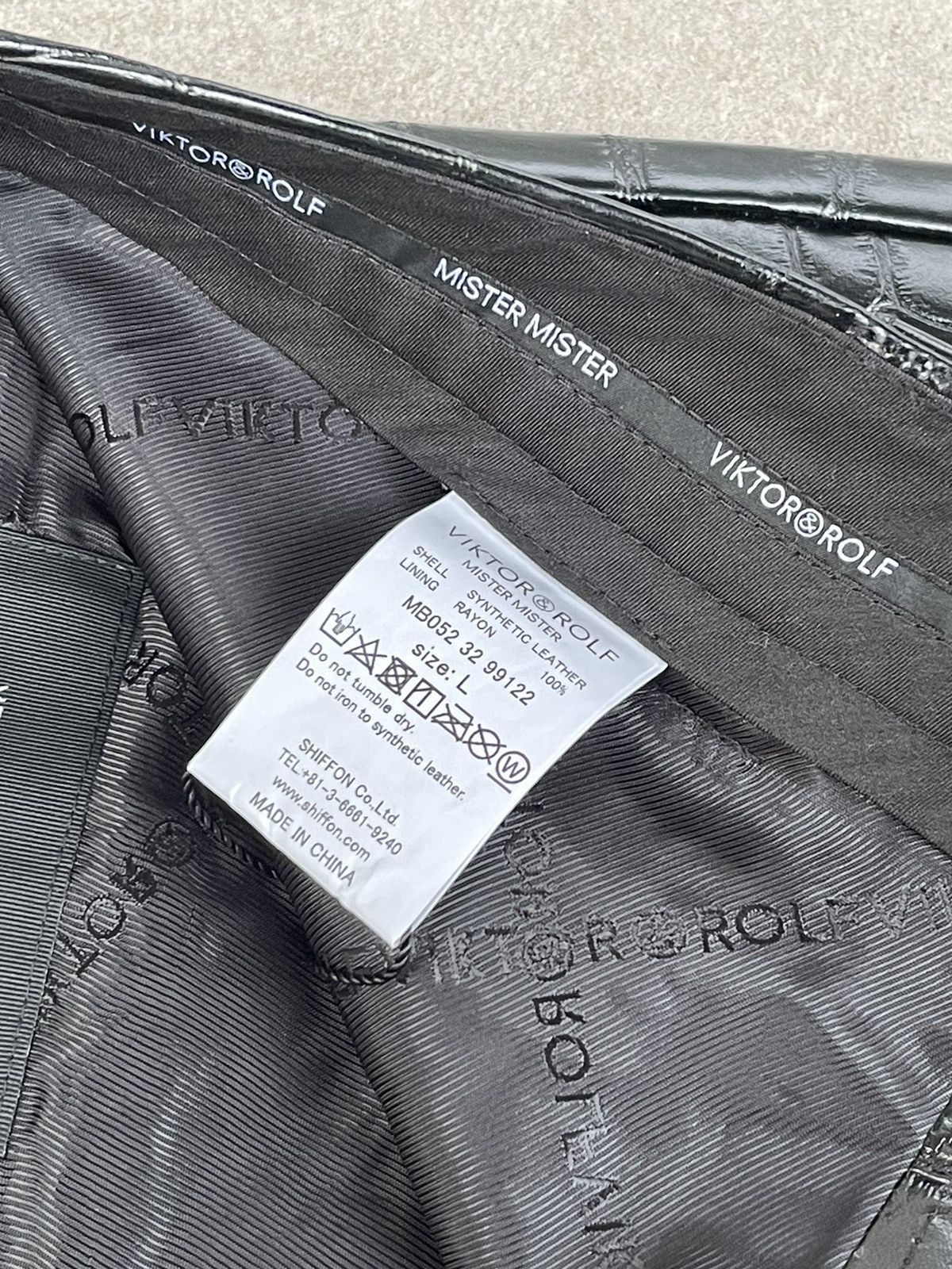 Viktor & Rolf !DS! SS23 Viktor & Rolf Crocodile Faux Leather Black Pants Size US 32 / EU 48 - 23 Thumbnail