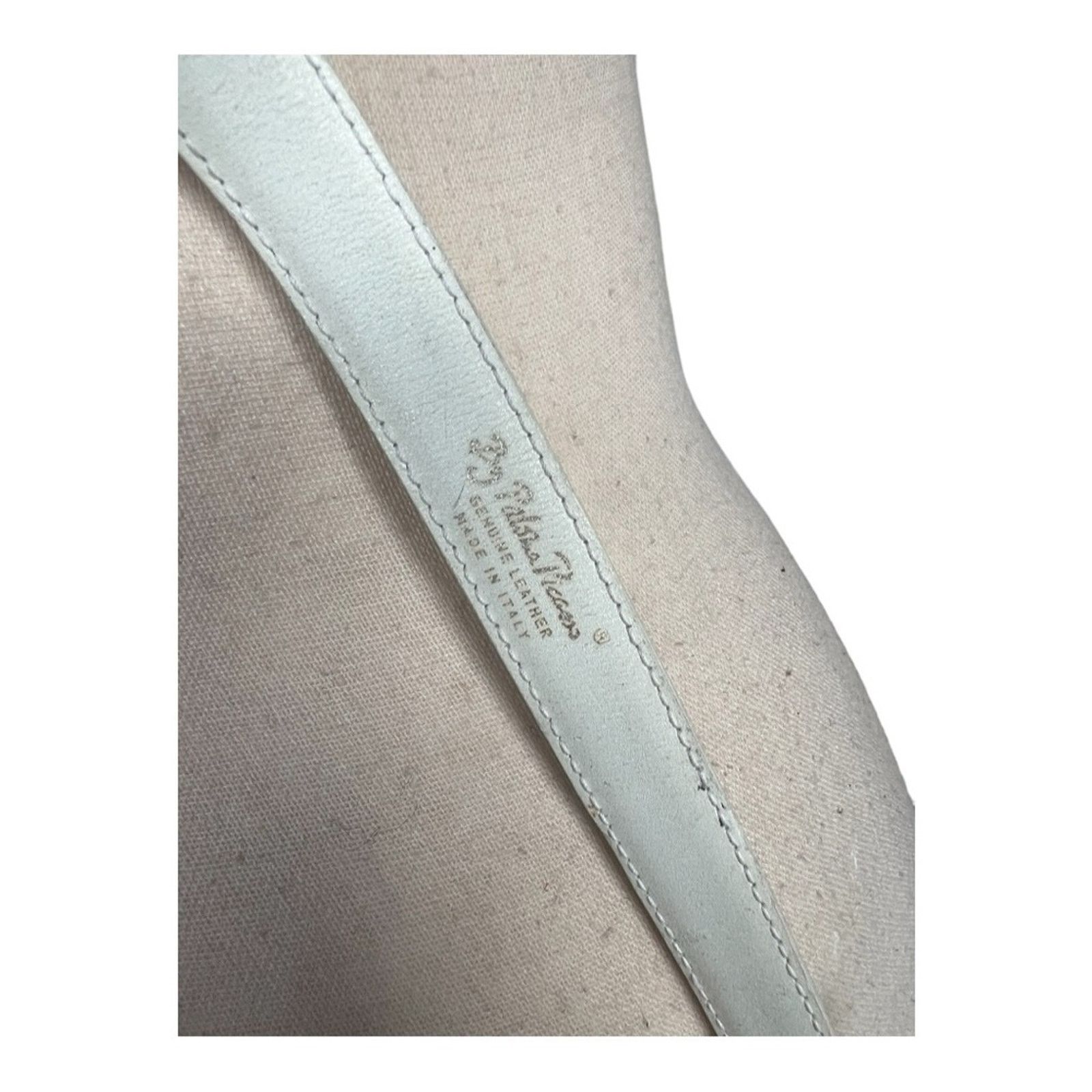 Paloma Picasso Paloma Picasso White and Gold Leather Belt Size S/M Size ONE SIZE - 2 Thumbnail
