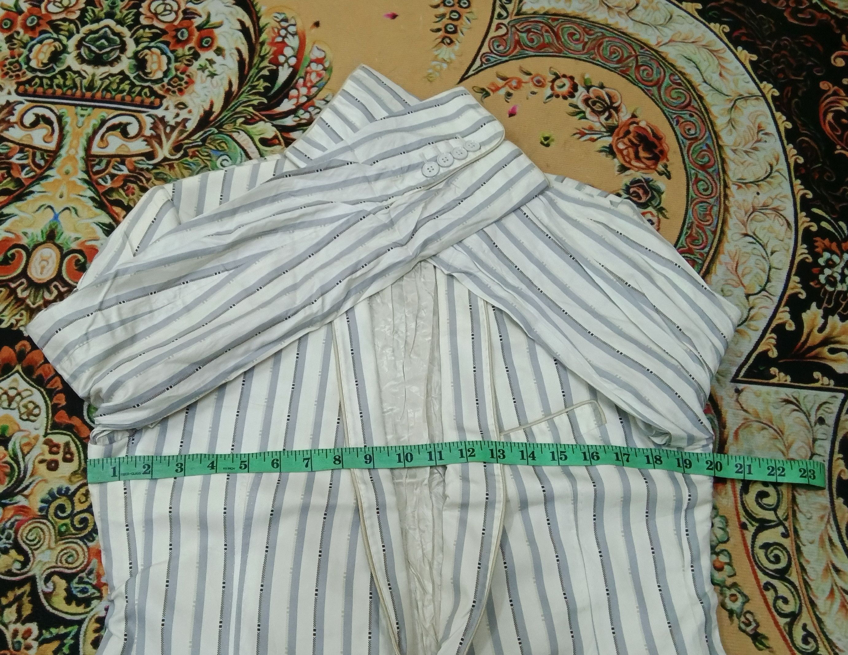Dolce & Gabbana Vintage Dolce and Gabbana Gold White Blazer Jacket Size US S / EU 44-46 / 1 - 19 Thumbnail